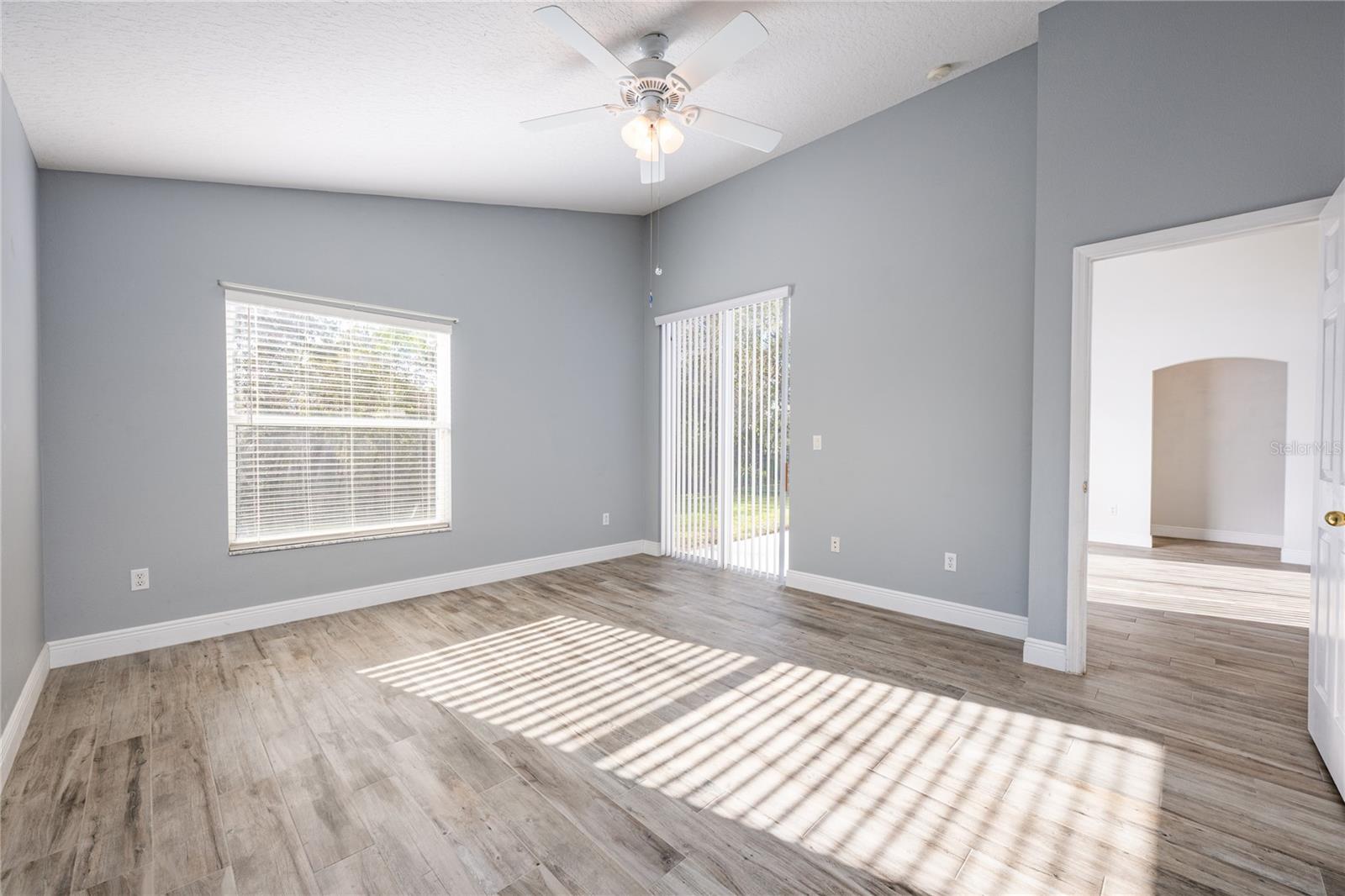 10050 Hidden Dunes Ln