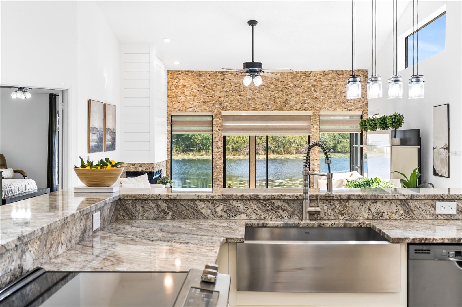 1000 Winderley Pl #152