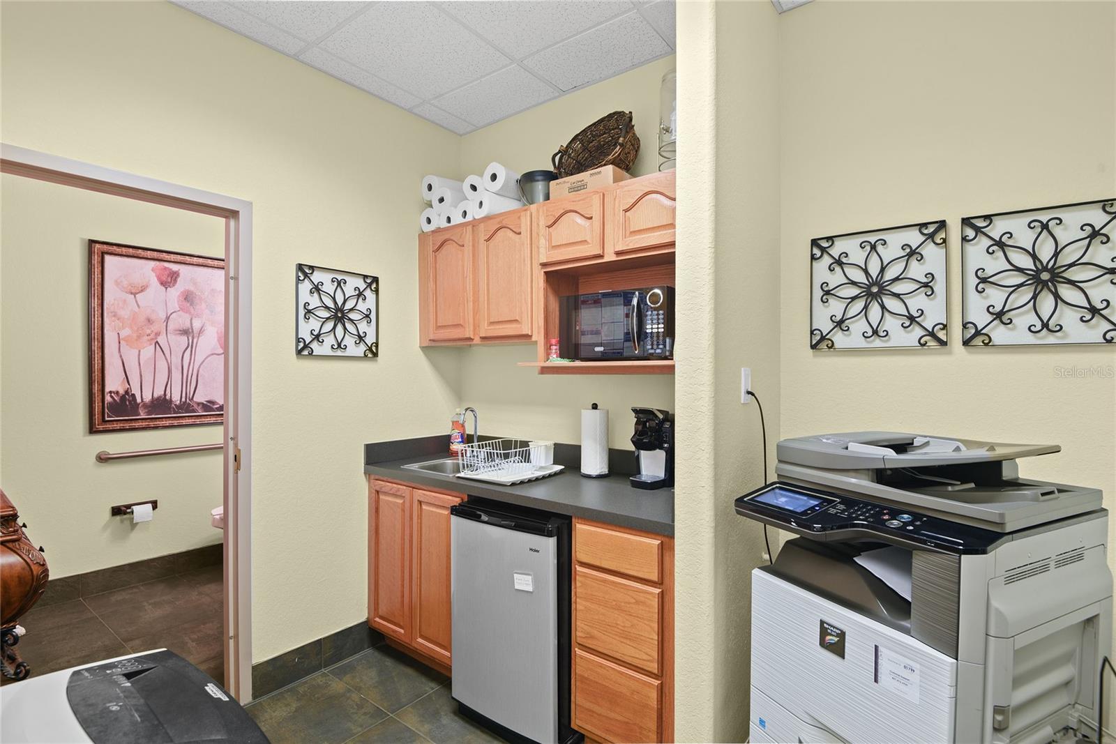 2020 Winter Springs Blvd #2020