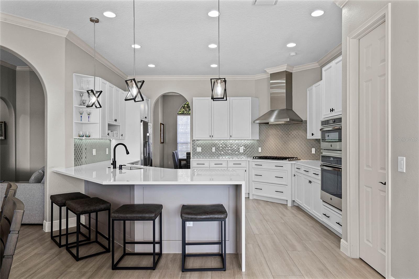 7505 Pointe Venezia Dr