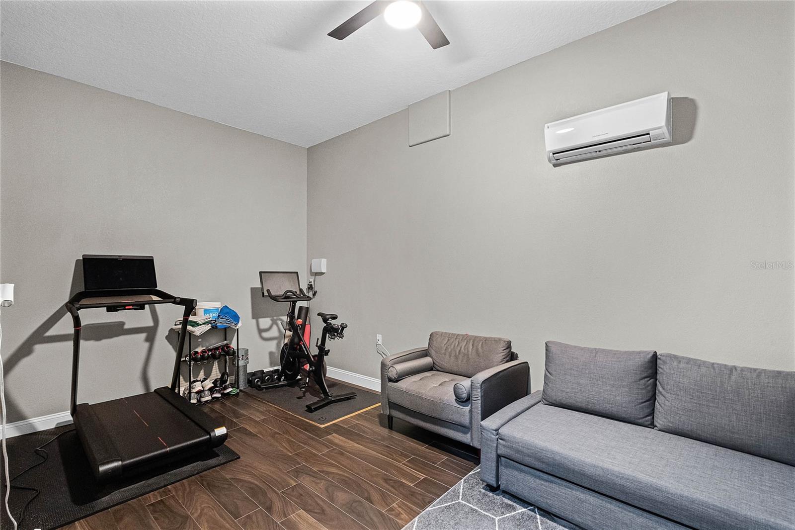 7505 Pointe Venezia Dr