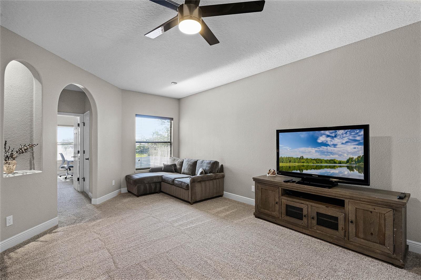 7505 Pointe Venezia Dr