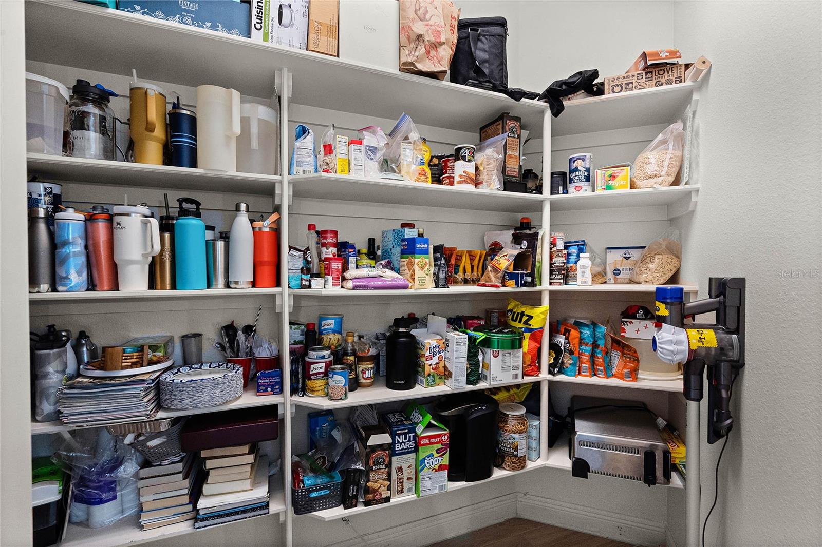 7505 Pointe Venezia Dr