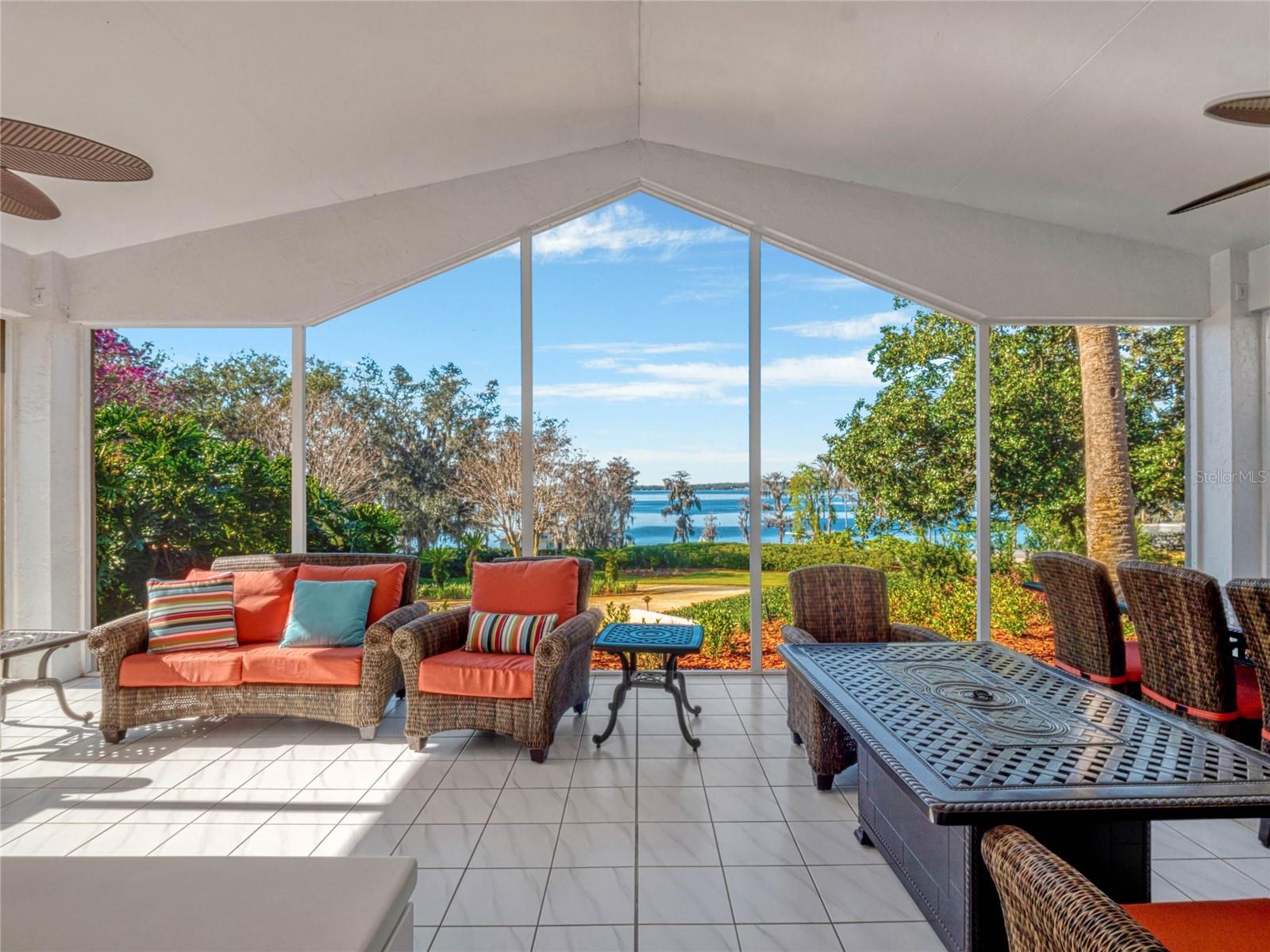12104 Lakeshore Dr