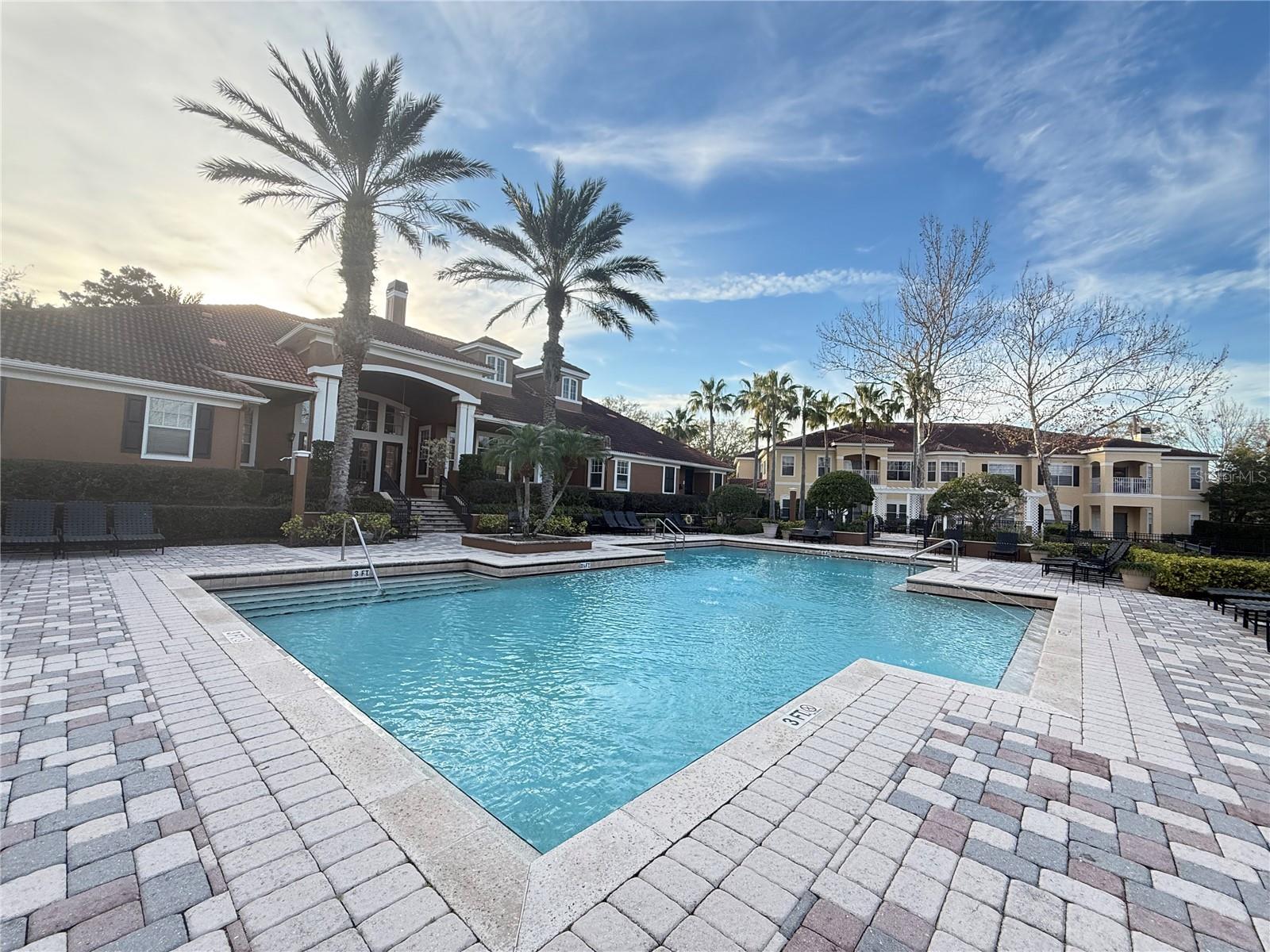 1323 Arbor Lakes Cir #1323