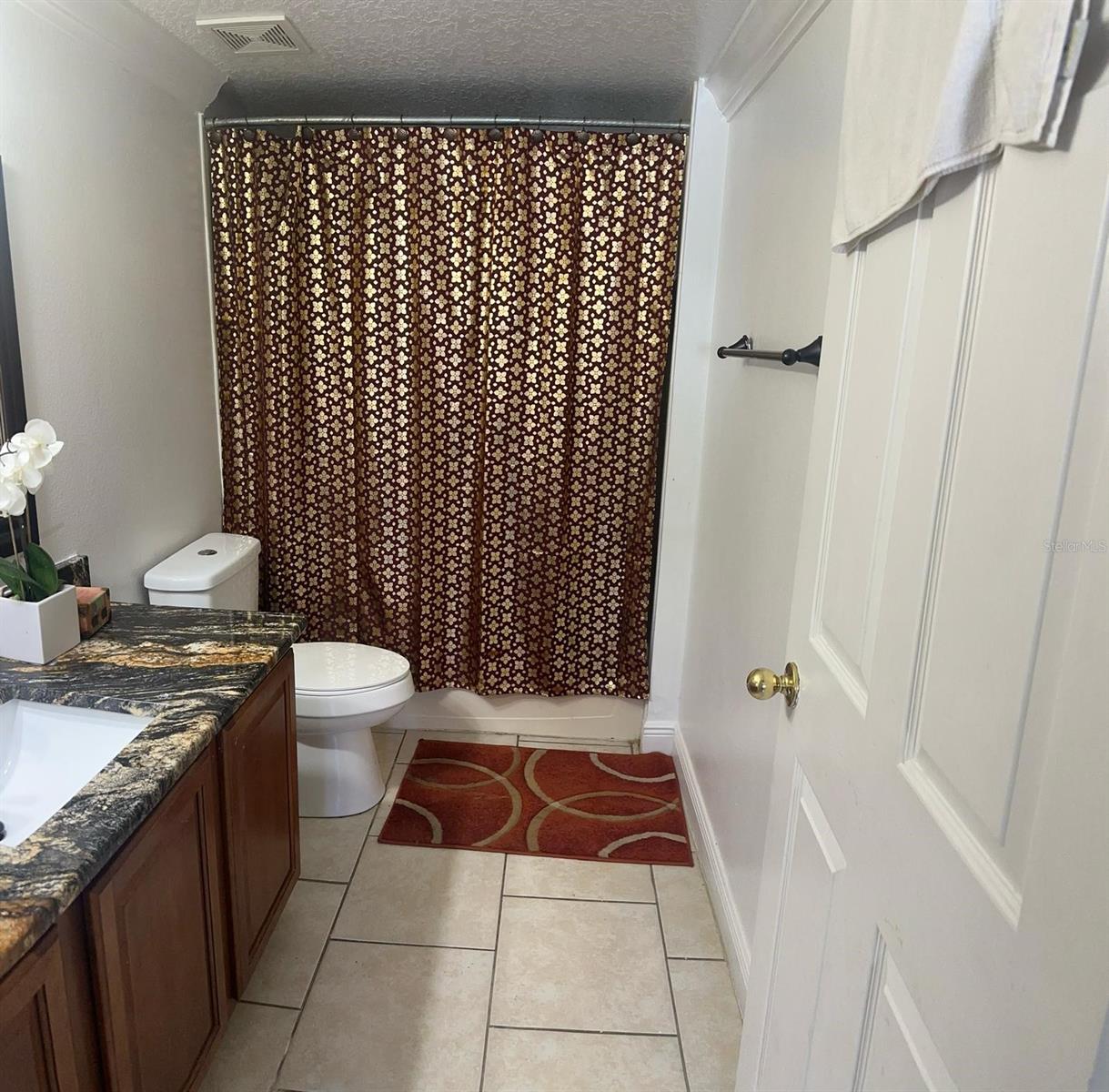 5406 Crepe Myrtle Cir