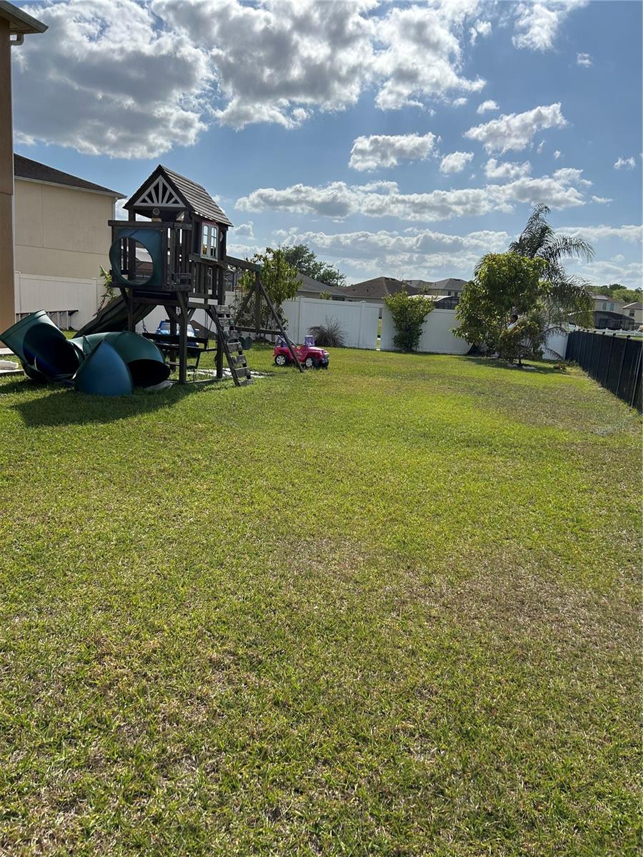 5406 Crepe Myrtle Cir