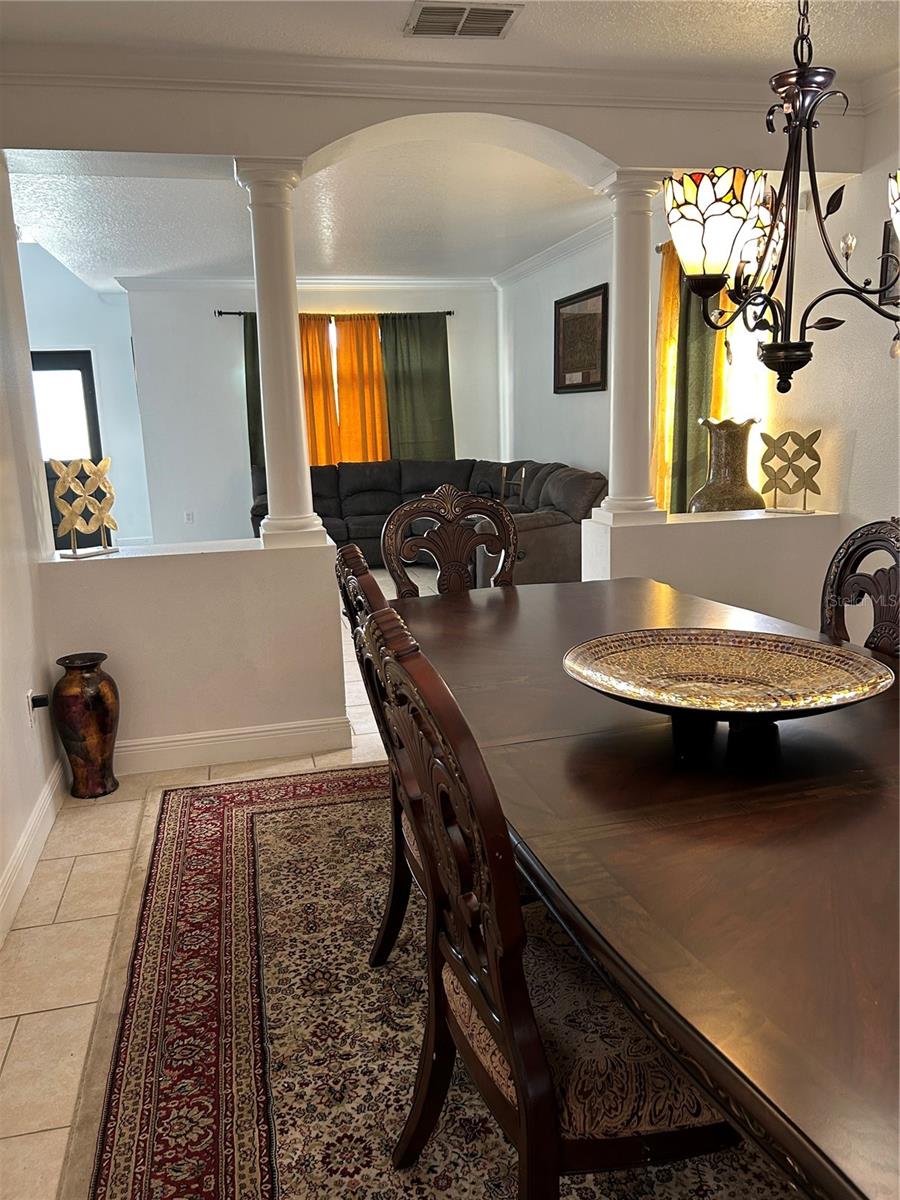 5406 Crepe Myrtle Cir