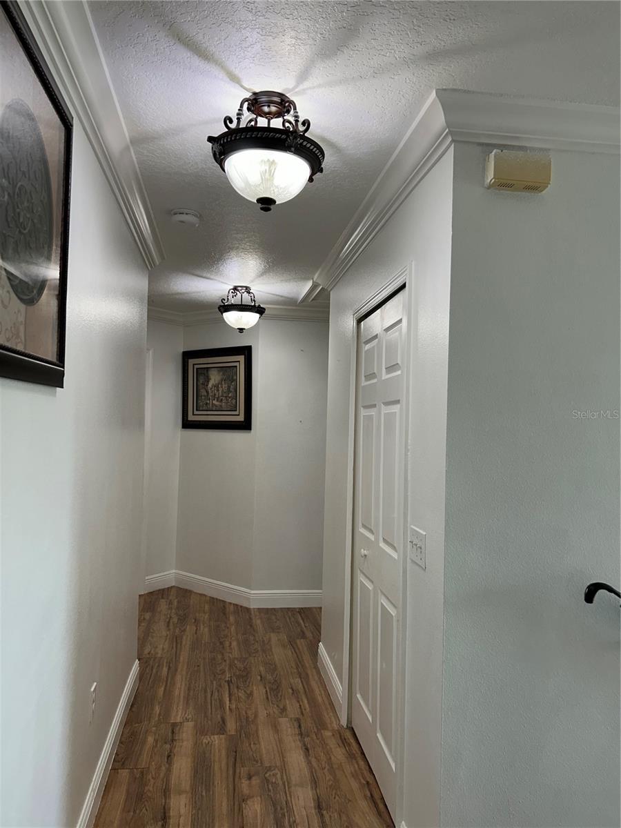 5406 Crepe Myrtle Cir