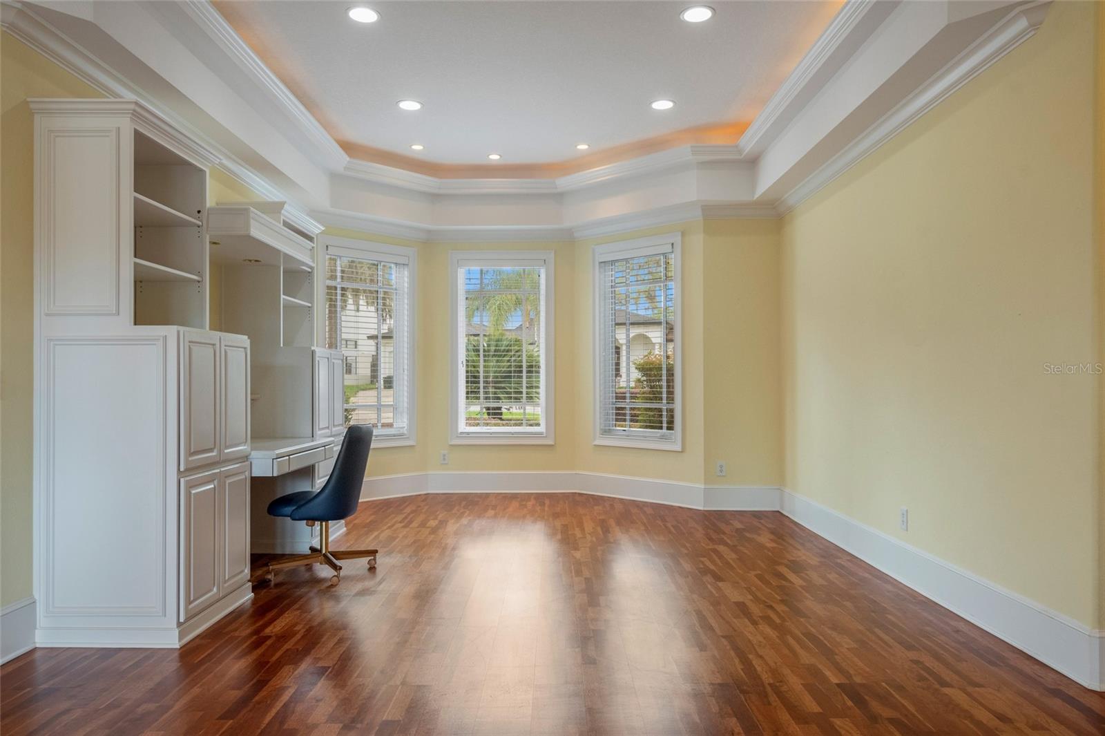 220 Minnehaha Rd