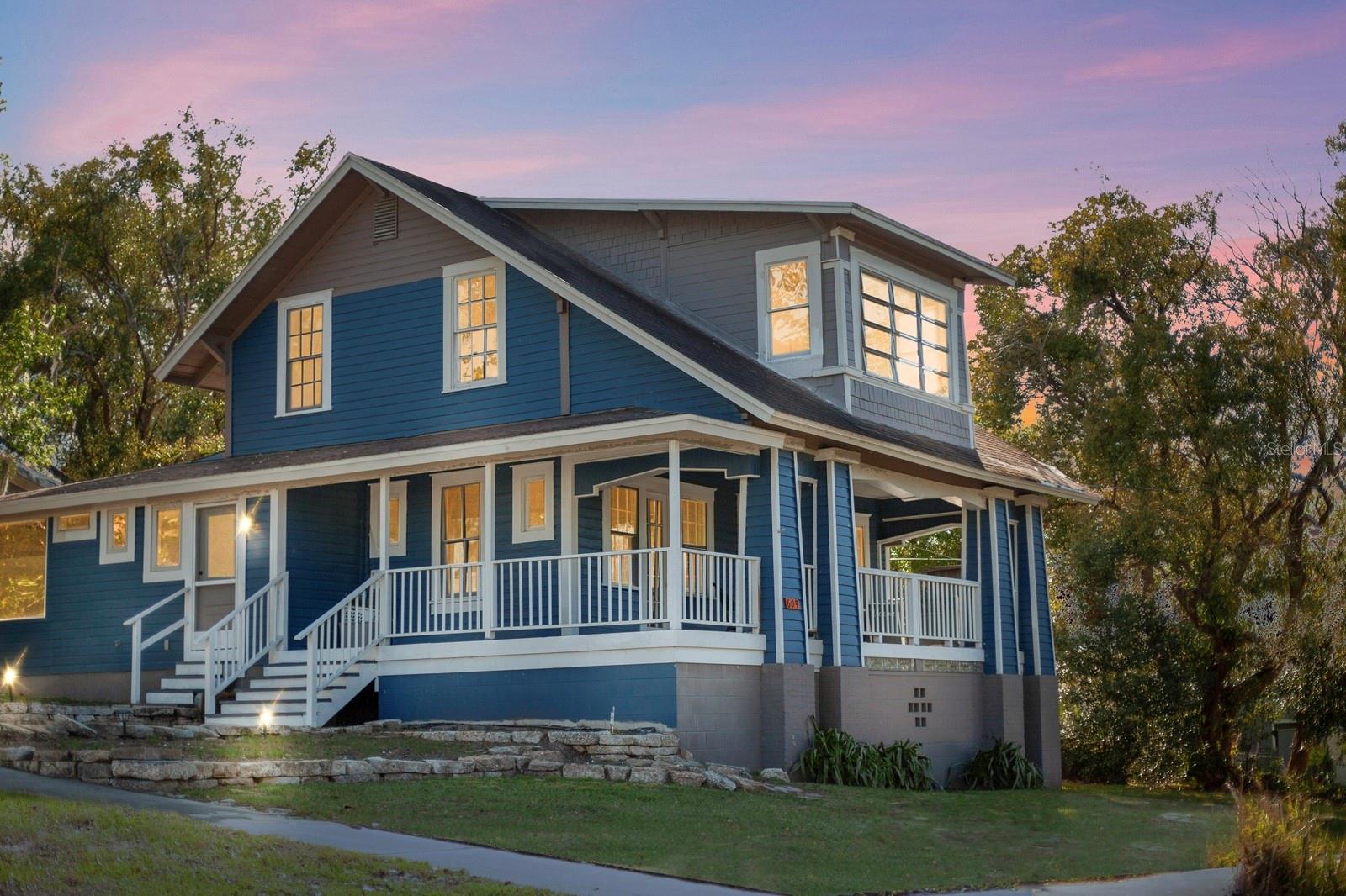 609 W Osceola St
