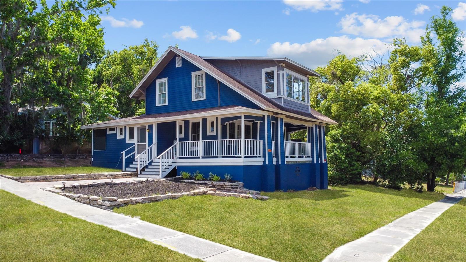 609 W Osceola St