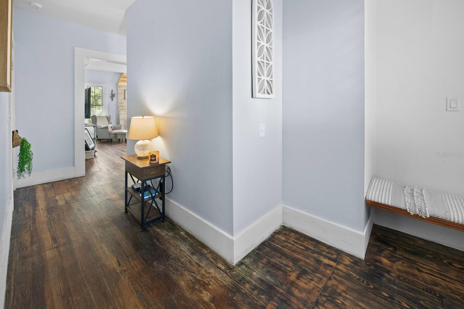 609 W Osceola St