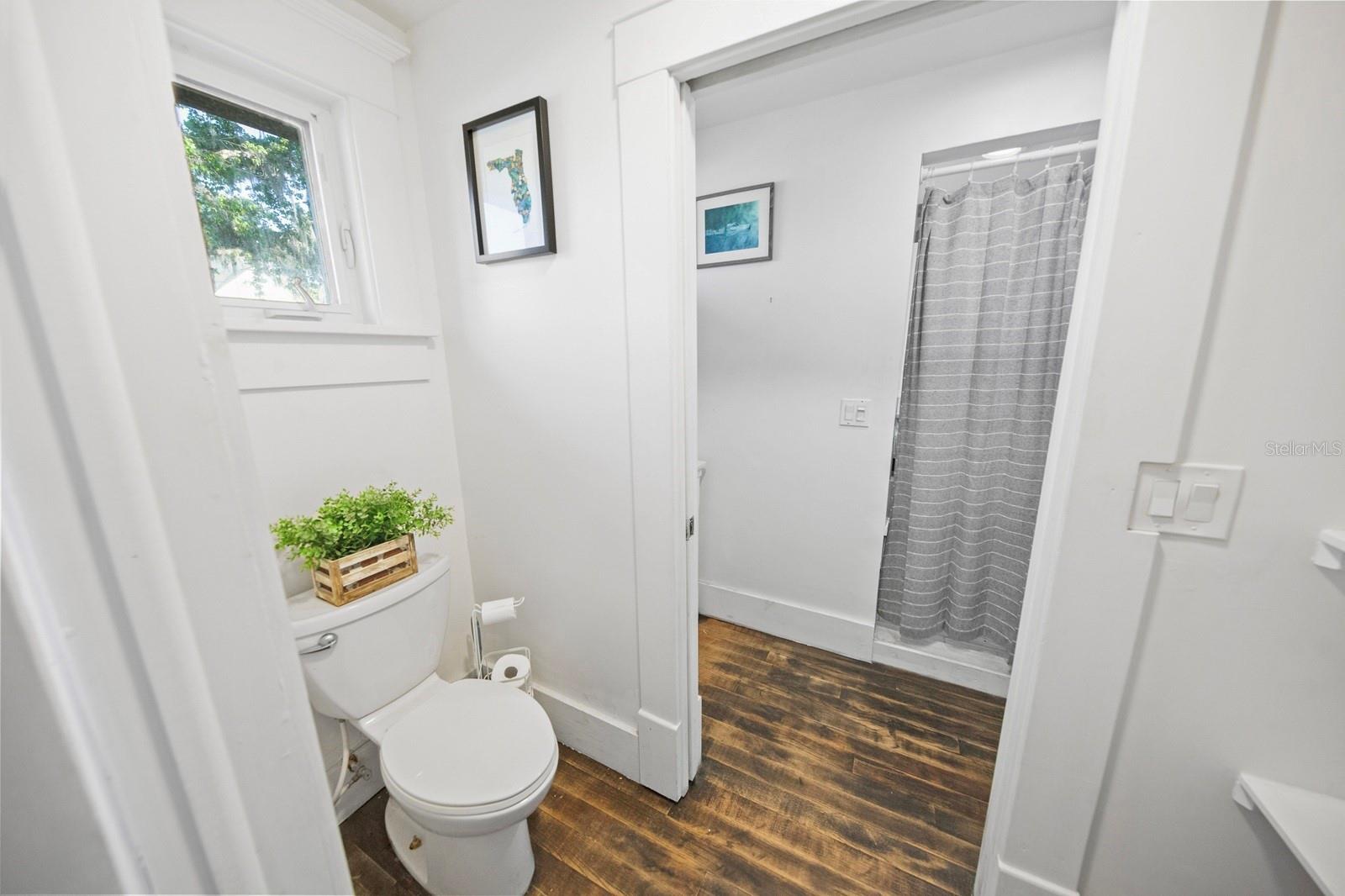 609 W Osceola St