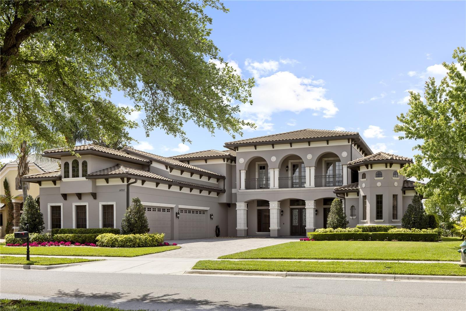 14700 Avenue of the Rushes