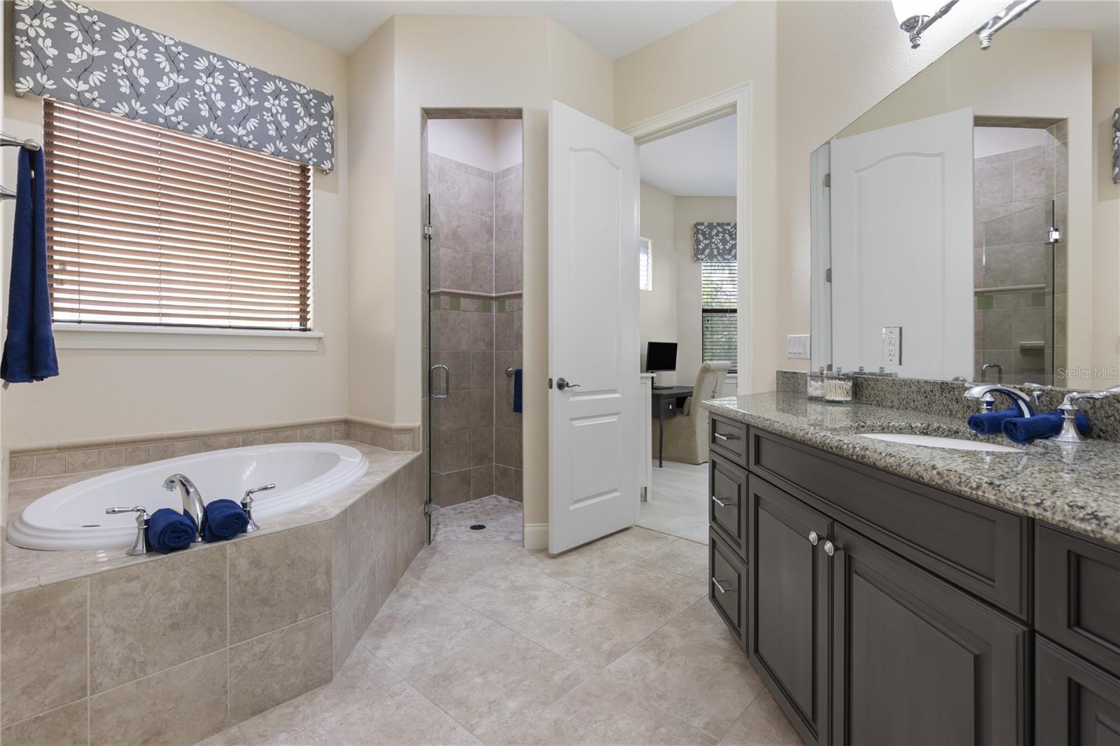 14700 Avenue of the Rushes