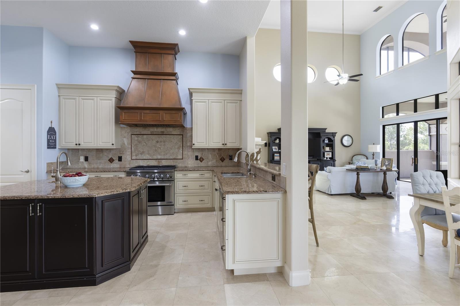 14700 Avenue of the Rushes