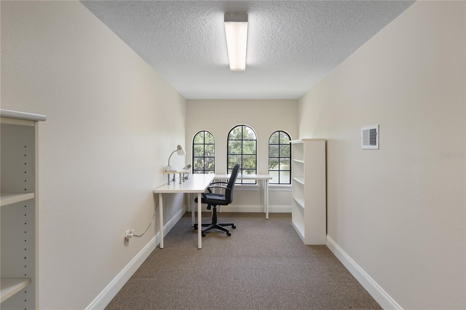 14700 Avenue of the Rushes