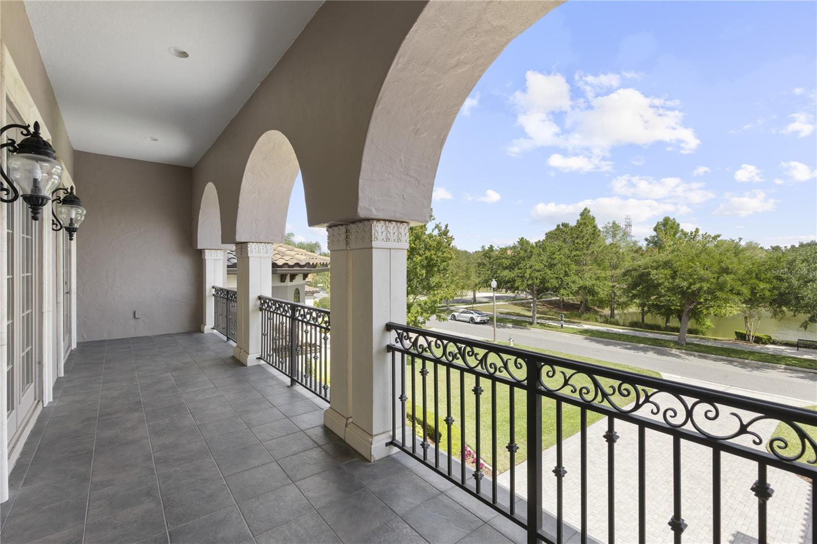 14700 Avenue of the Rushes