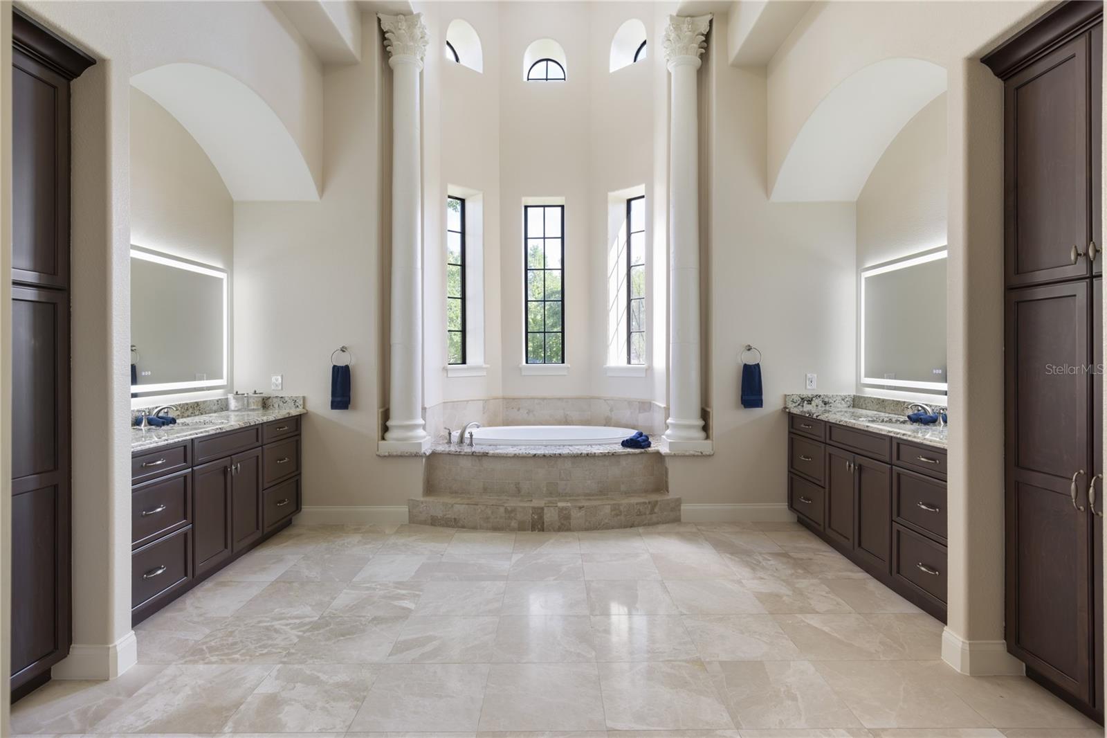 14700 Avenue of the Rushes