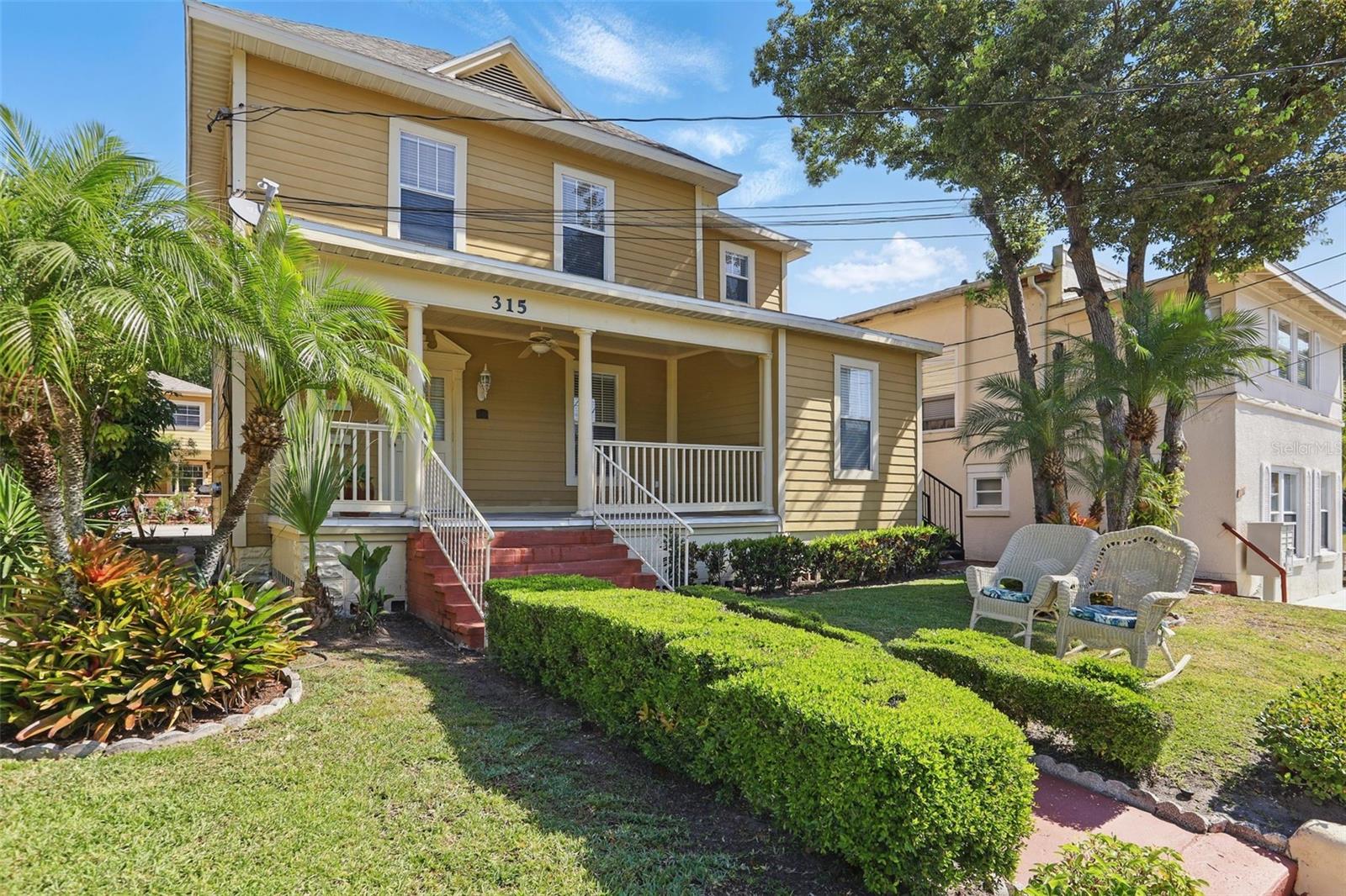 315 E Harwood St #Unit 2