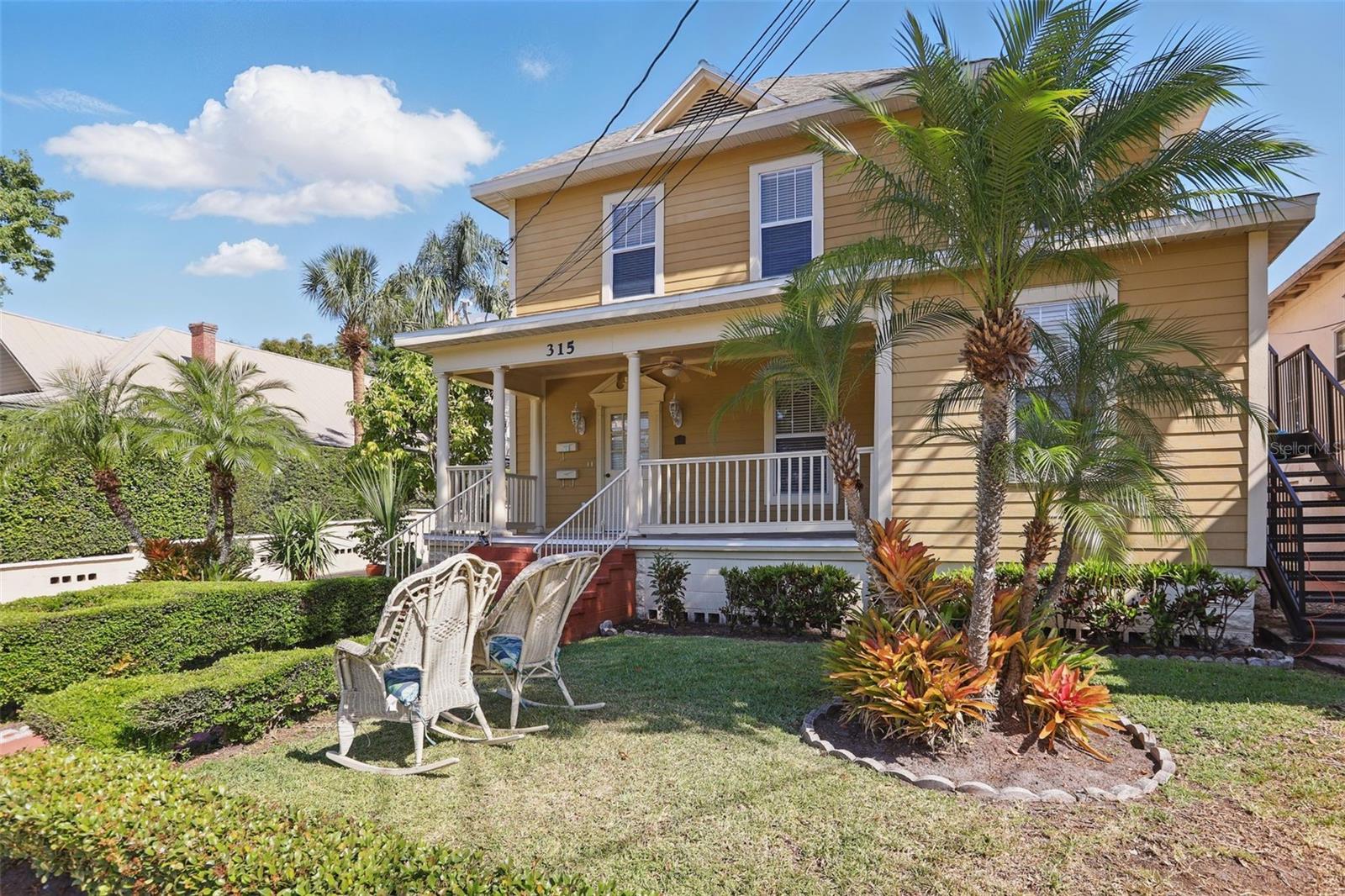 315 E Harwood St #Unit 2