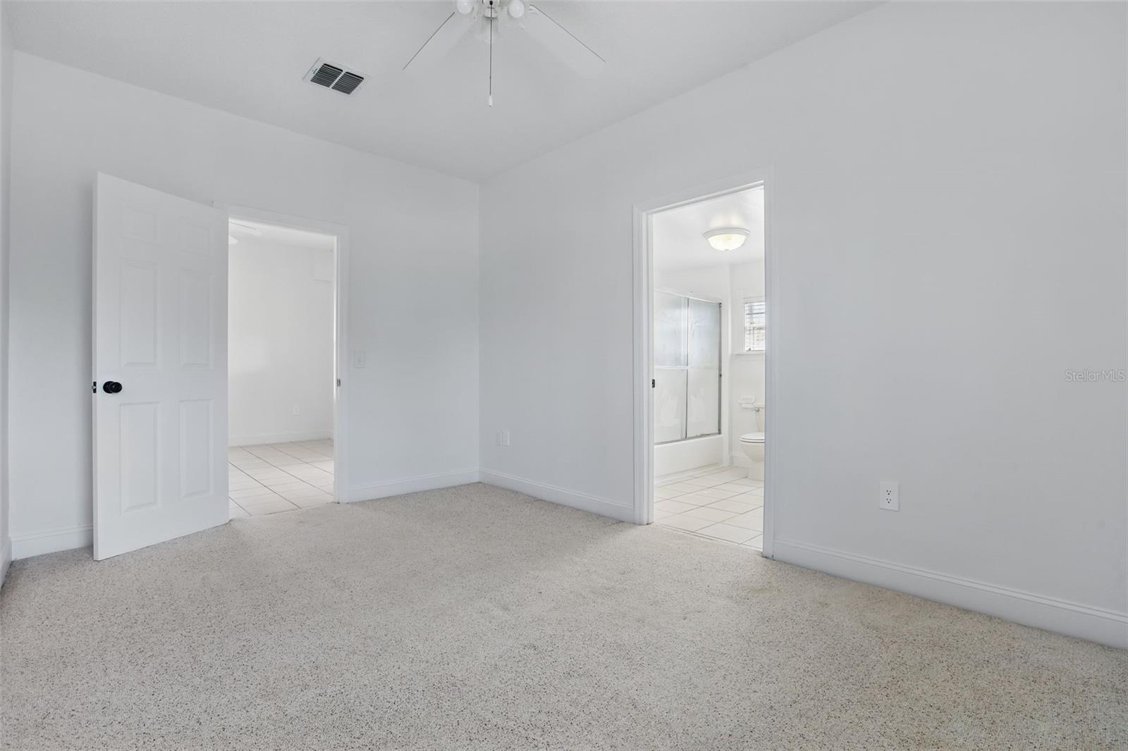 315 E Harwood St #Unit 2