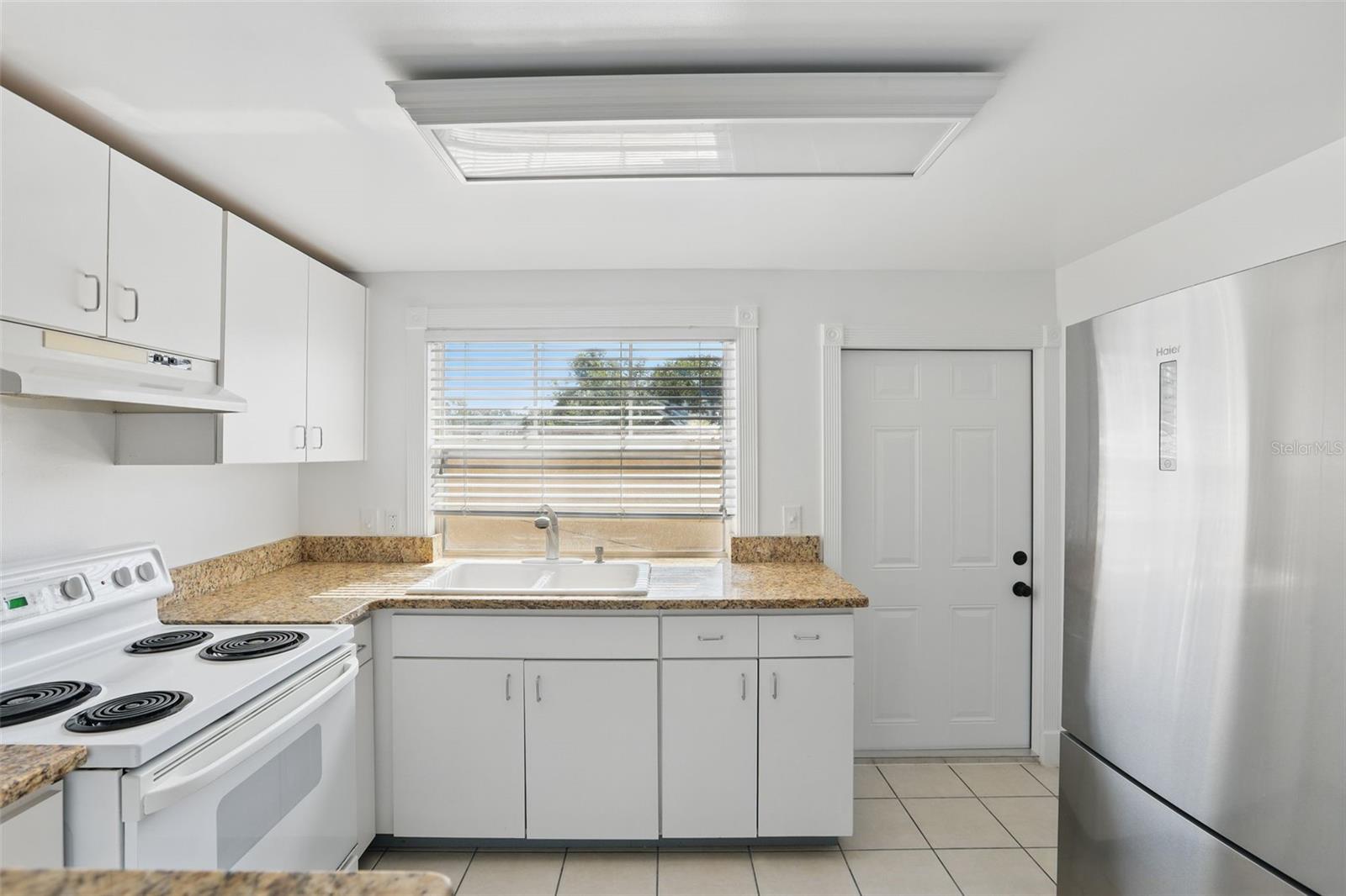 315 E Harwood St #Unit 2