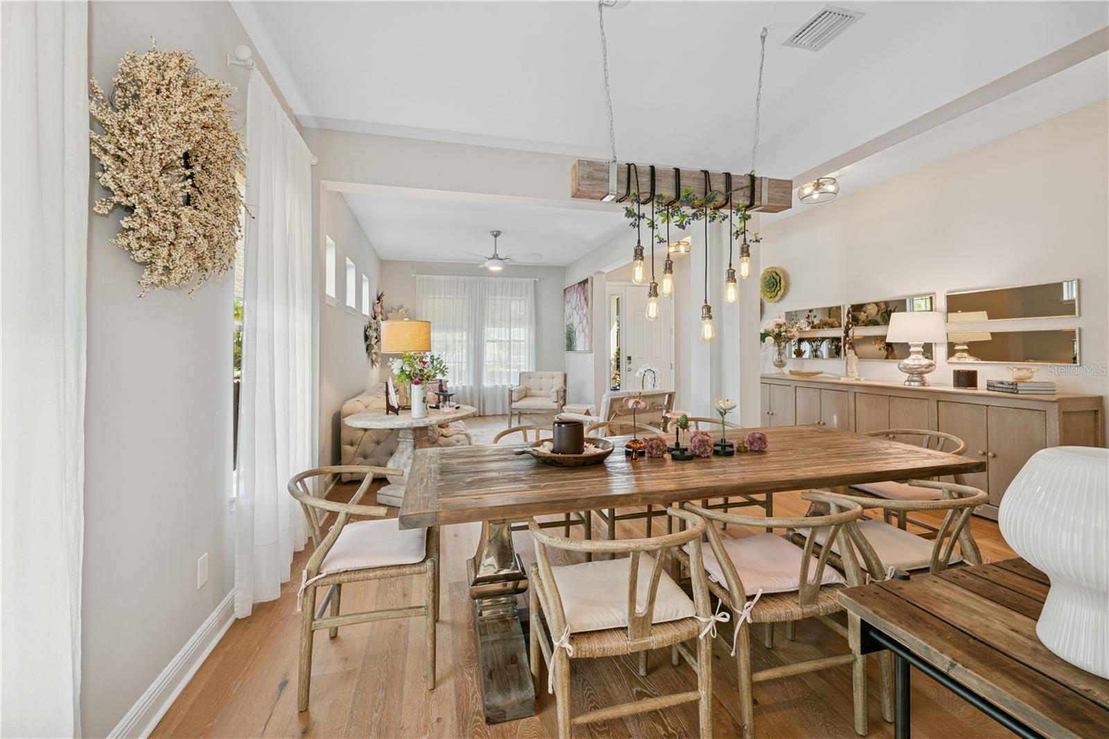 8778 Peachtree Park Ct