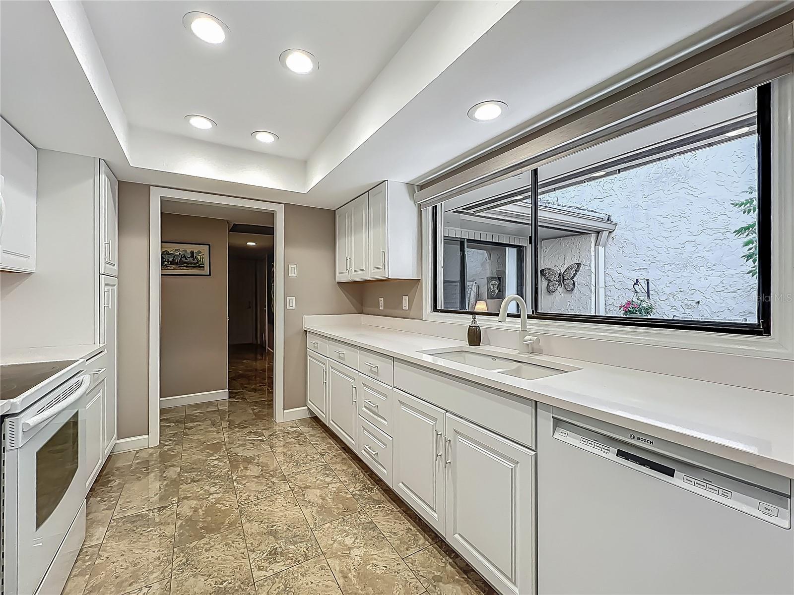103 Red Cedar Dr