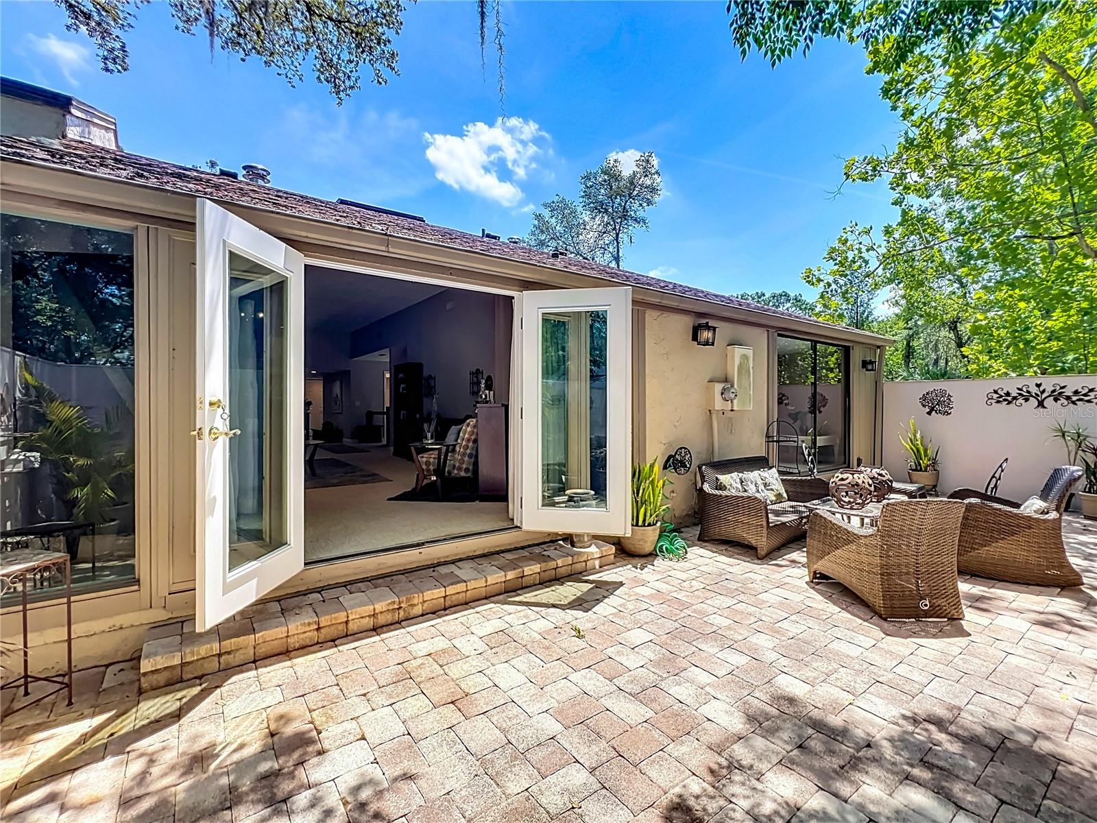103 Red Cedar Dr
