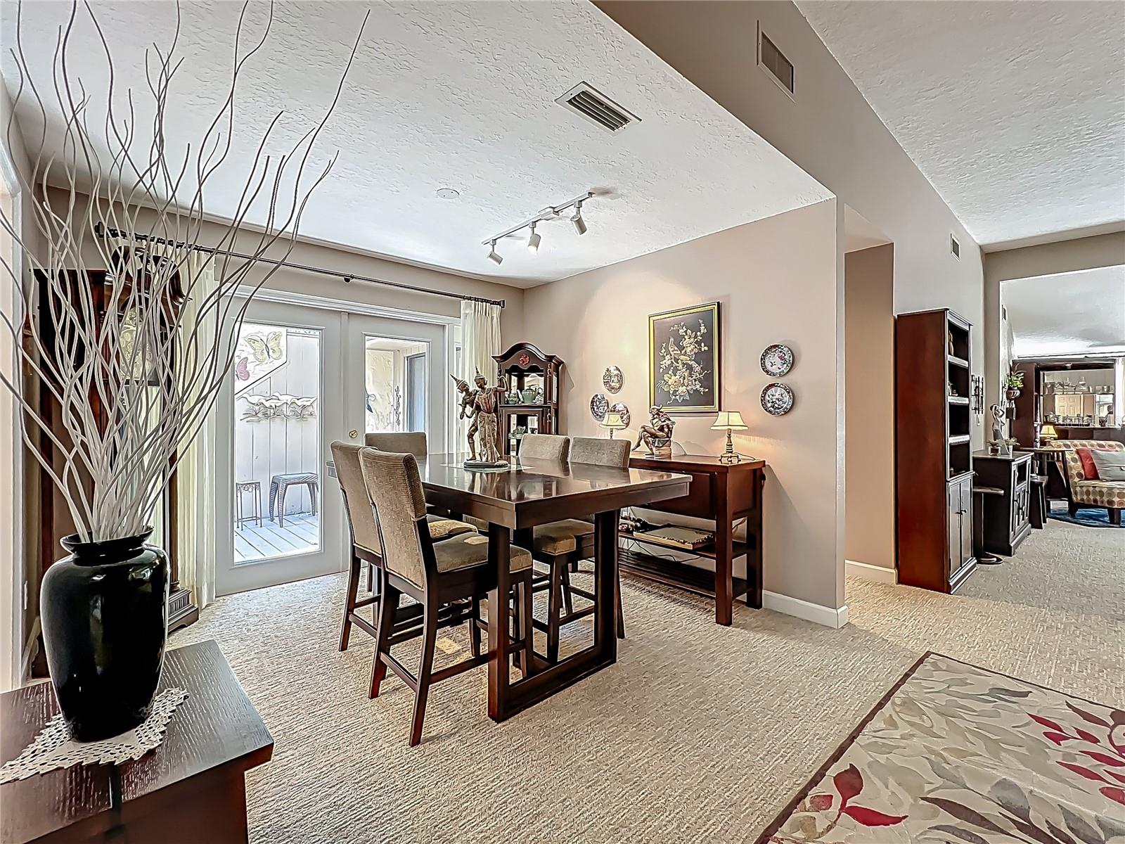 103 Red Cedar Dr