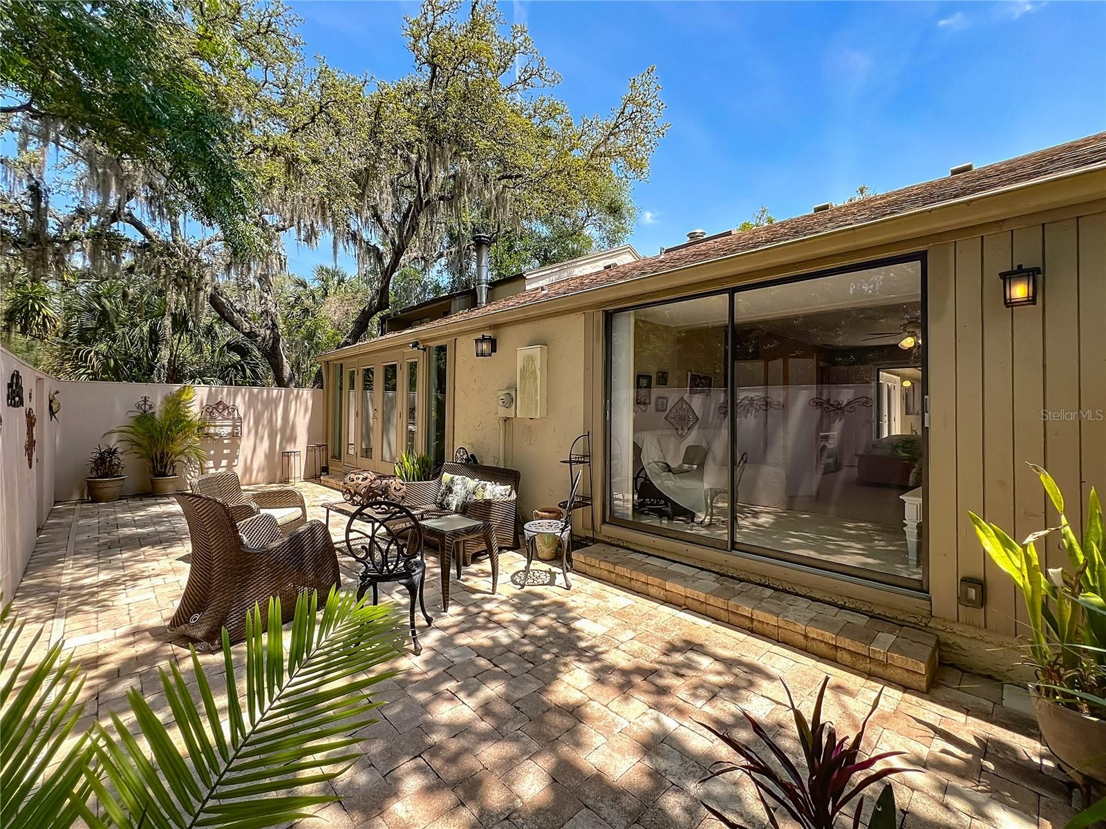 103 Red Cedar Dr
