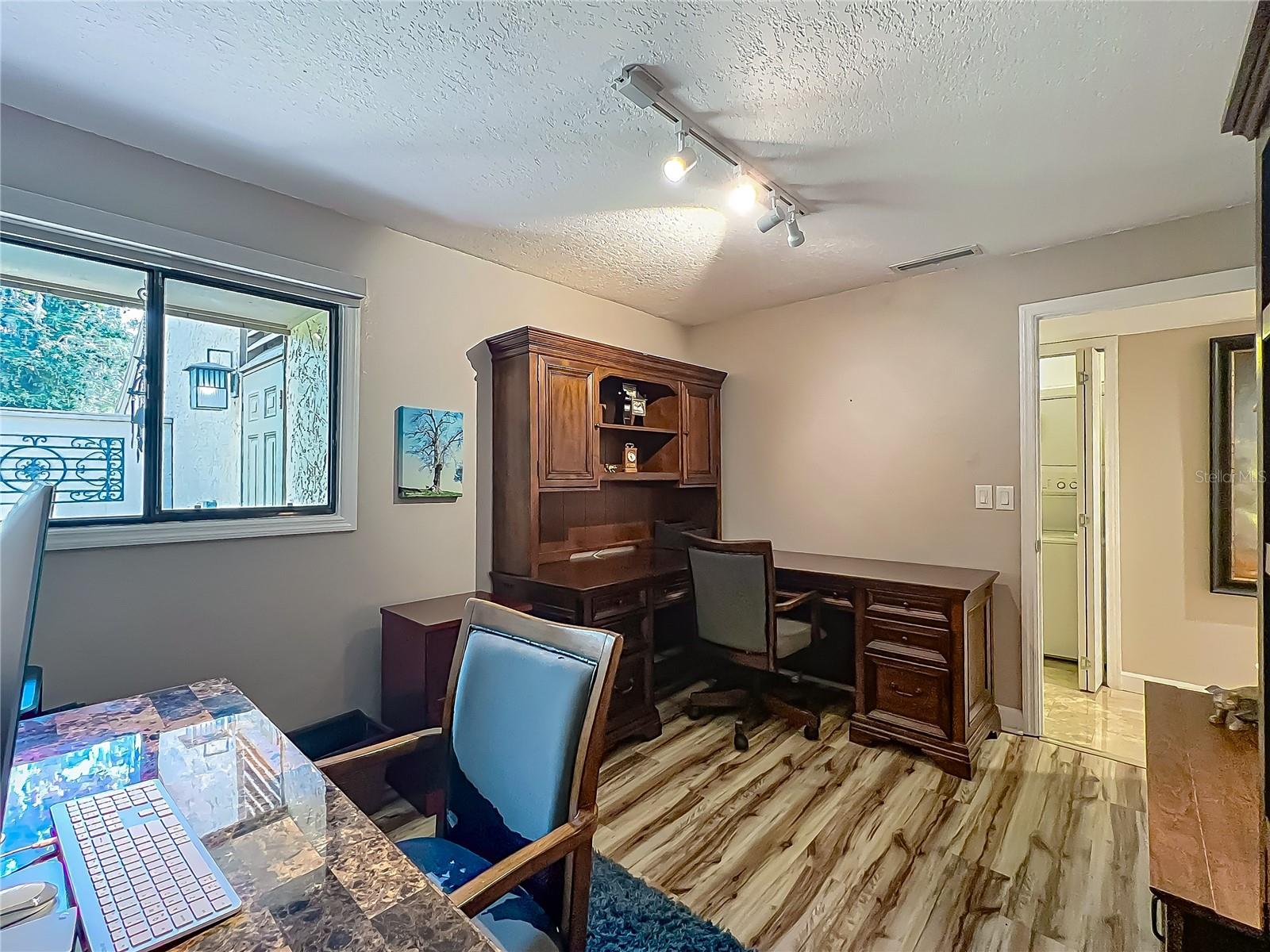 103 Red Cedar Dr