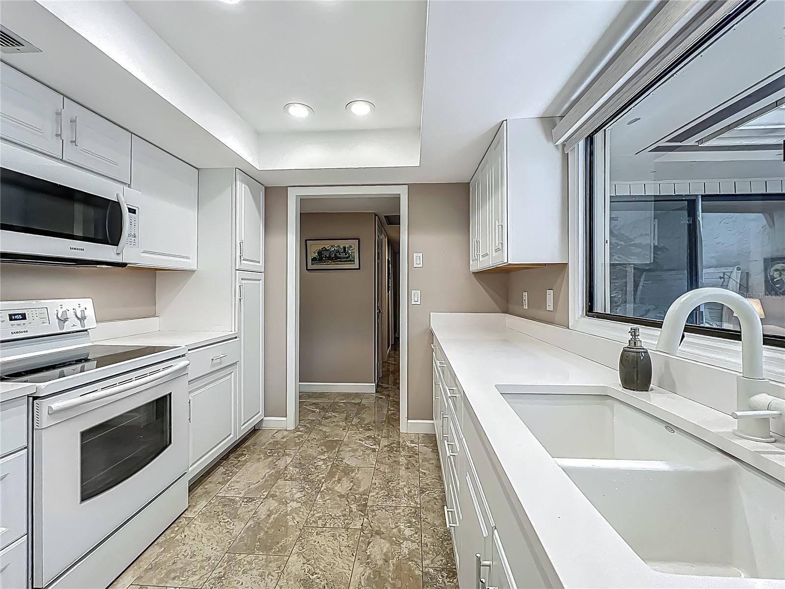 103 Red Cedar Dr
