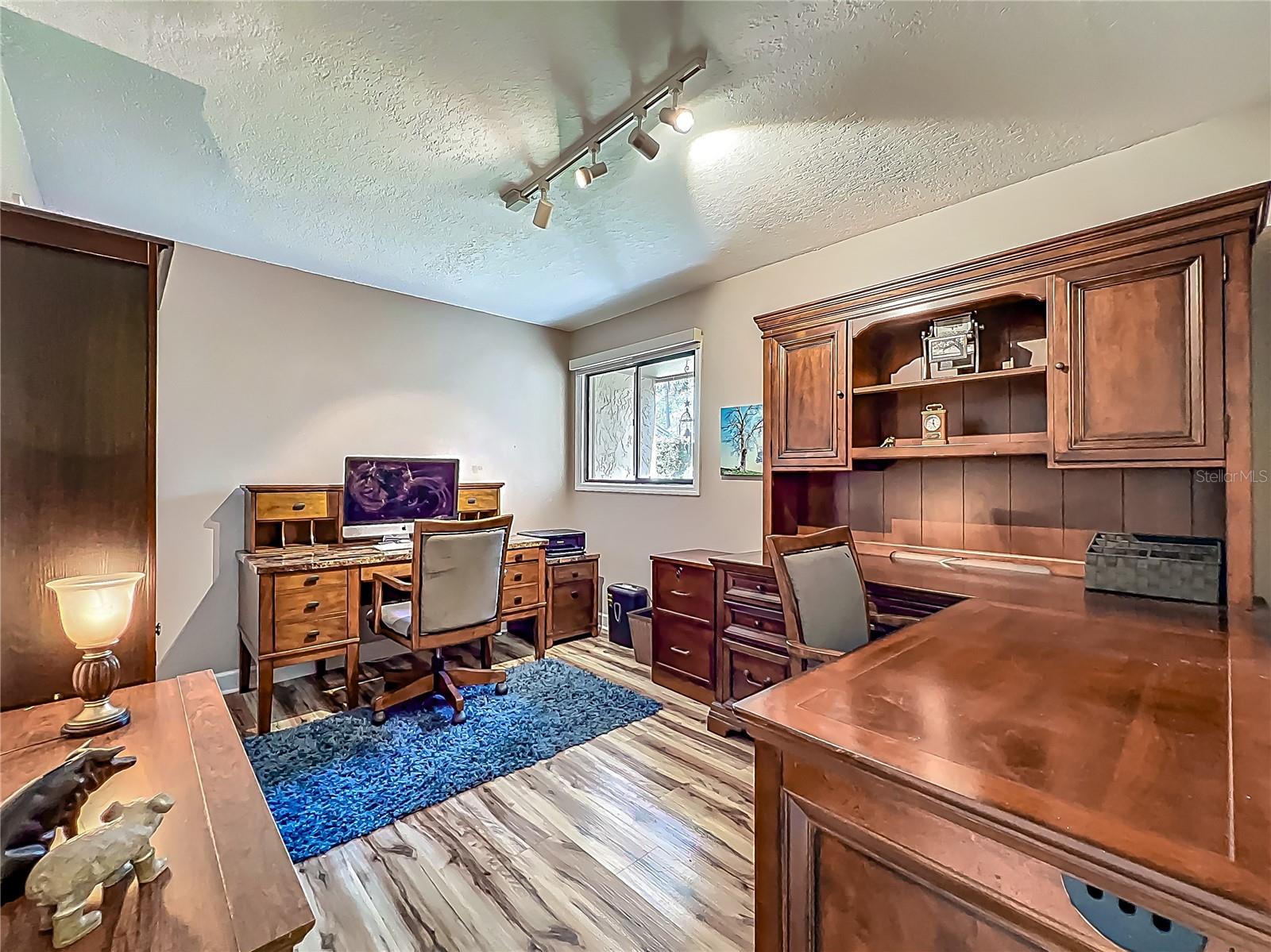 103 Red Cedar Dr