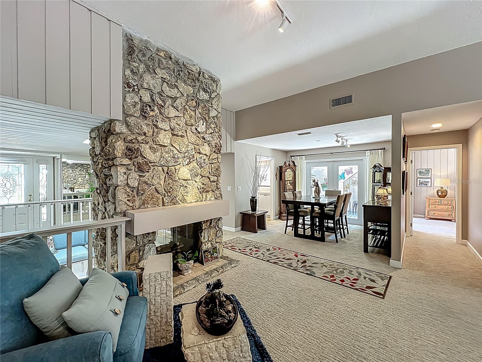 103 Red Cedar Dr