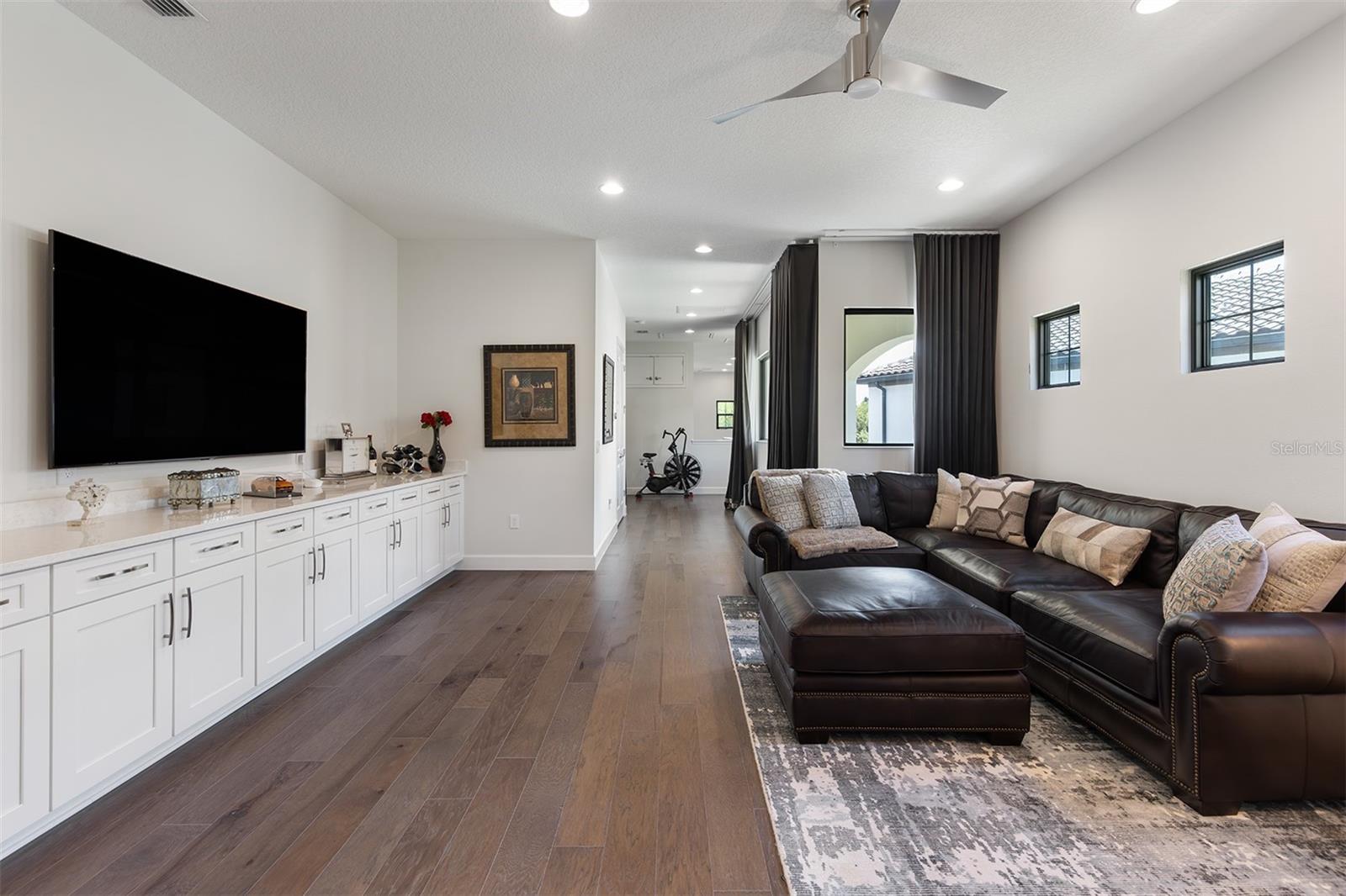 8113 Via Vittoria Way