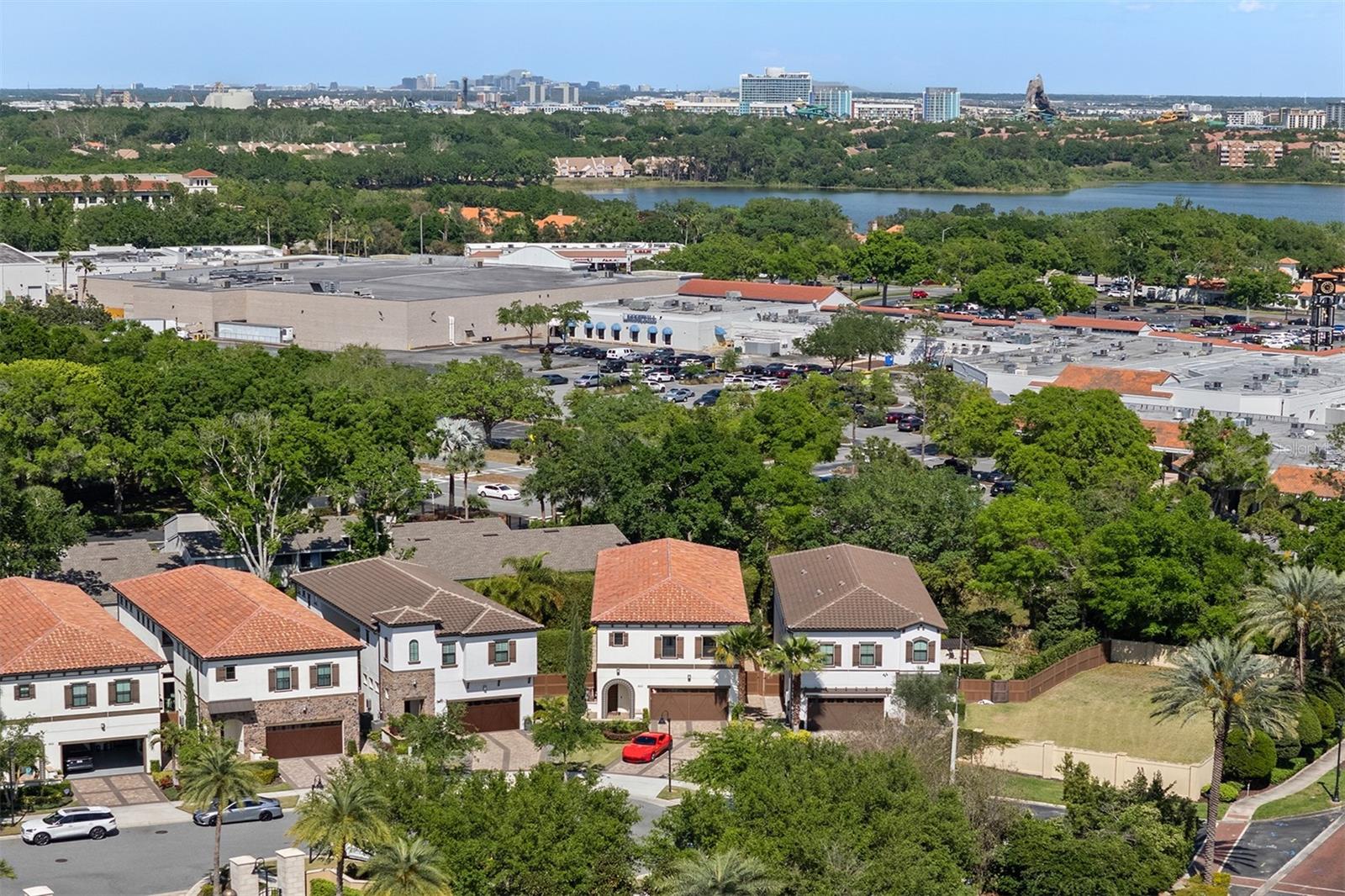 8113 Via Vittoria Way