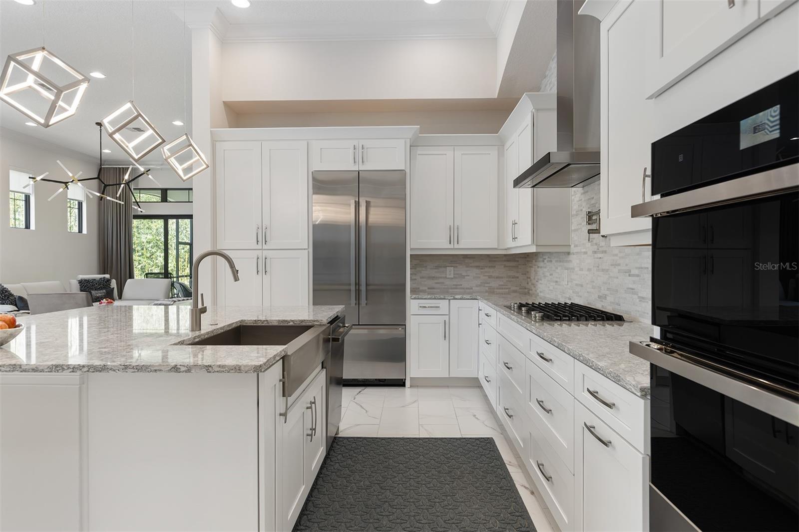 8113 Via Vittoria Way