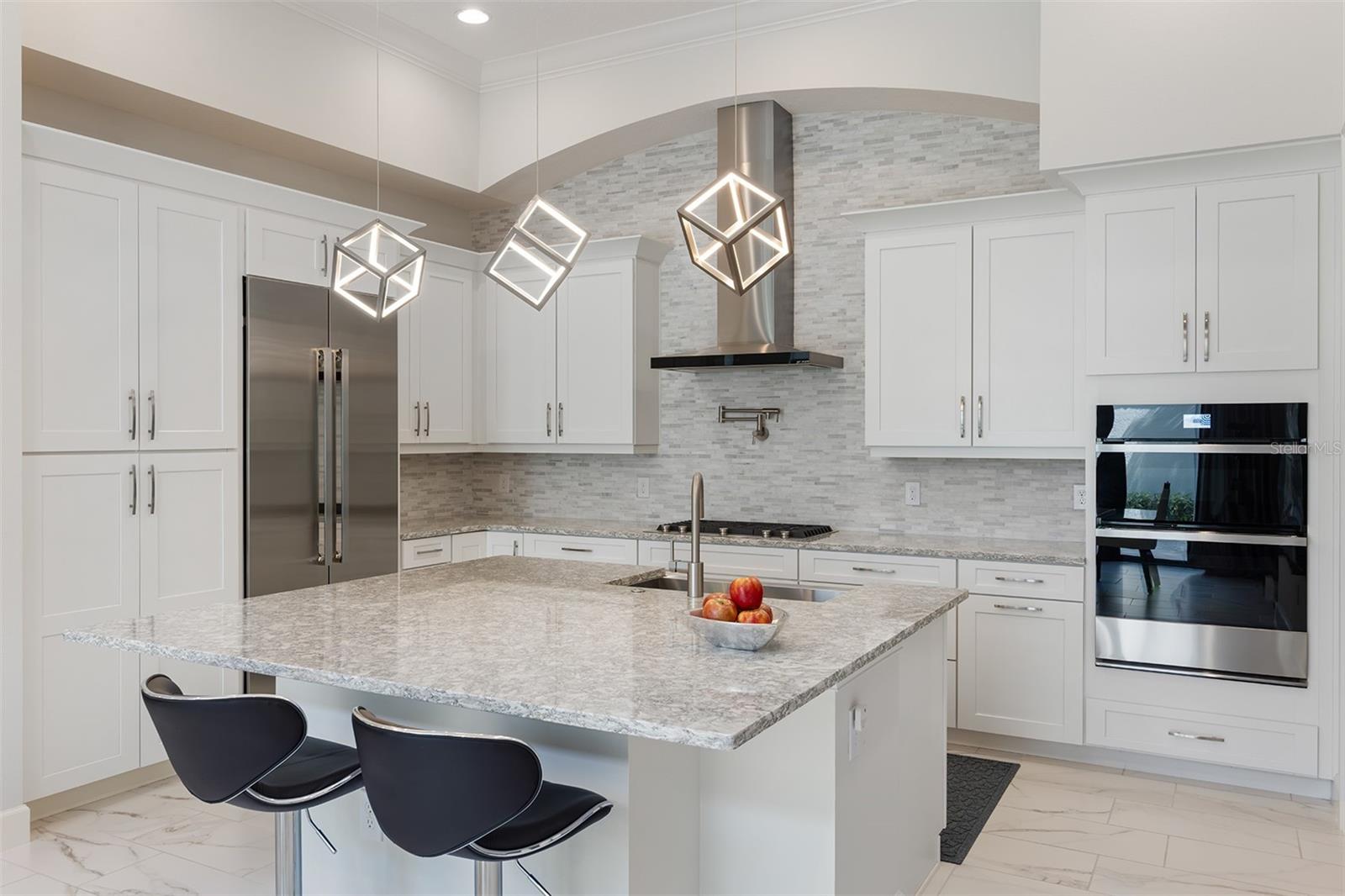 8113 Via Vittoria Way