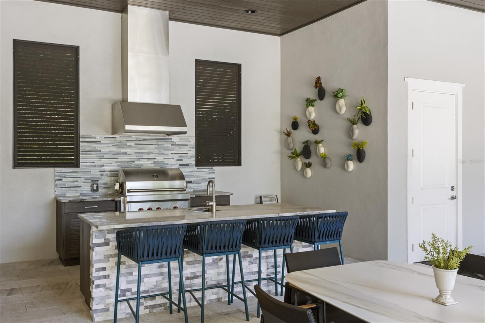 3428 Chaine Du Lac Blvd