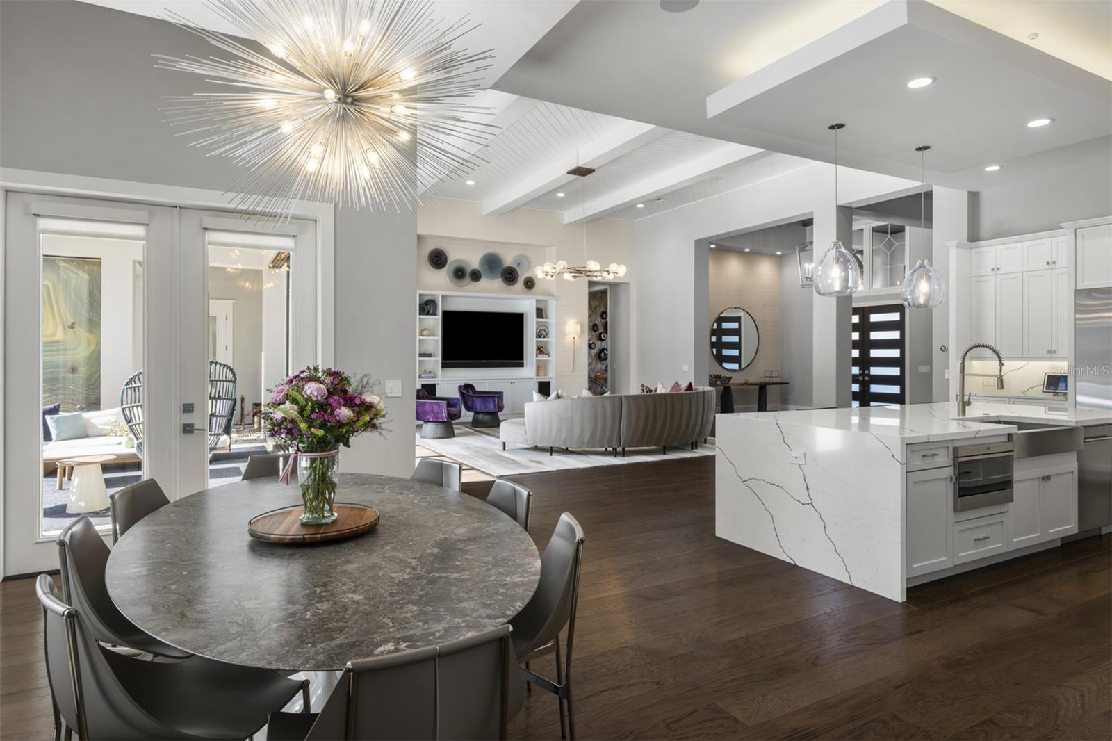 3428 Chaine Du Lac Blvd