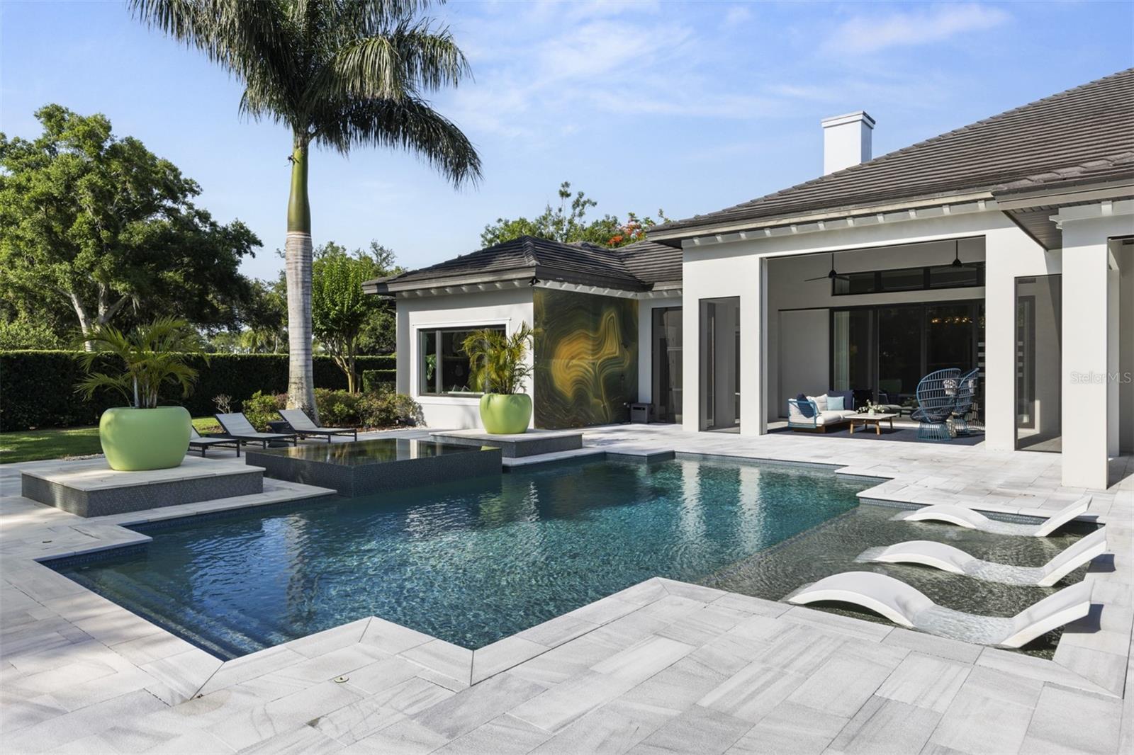 3428 Chaine Du Lac Blvd