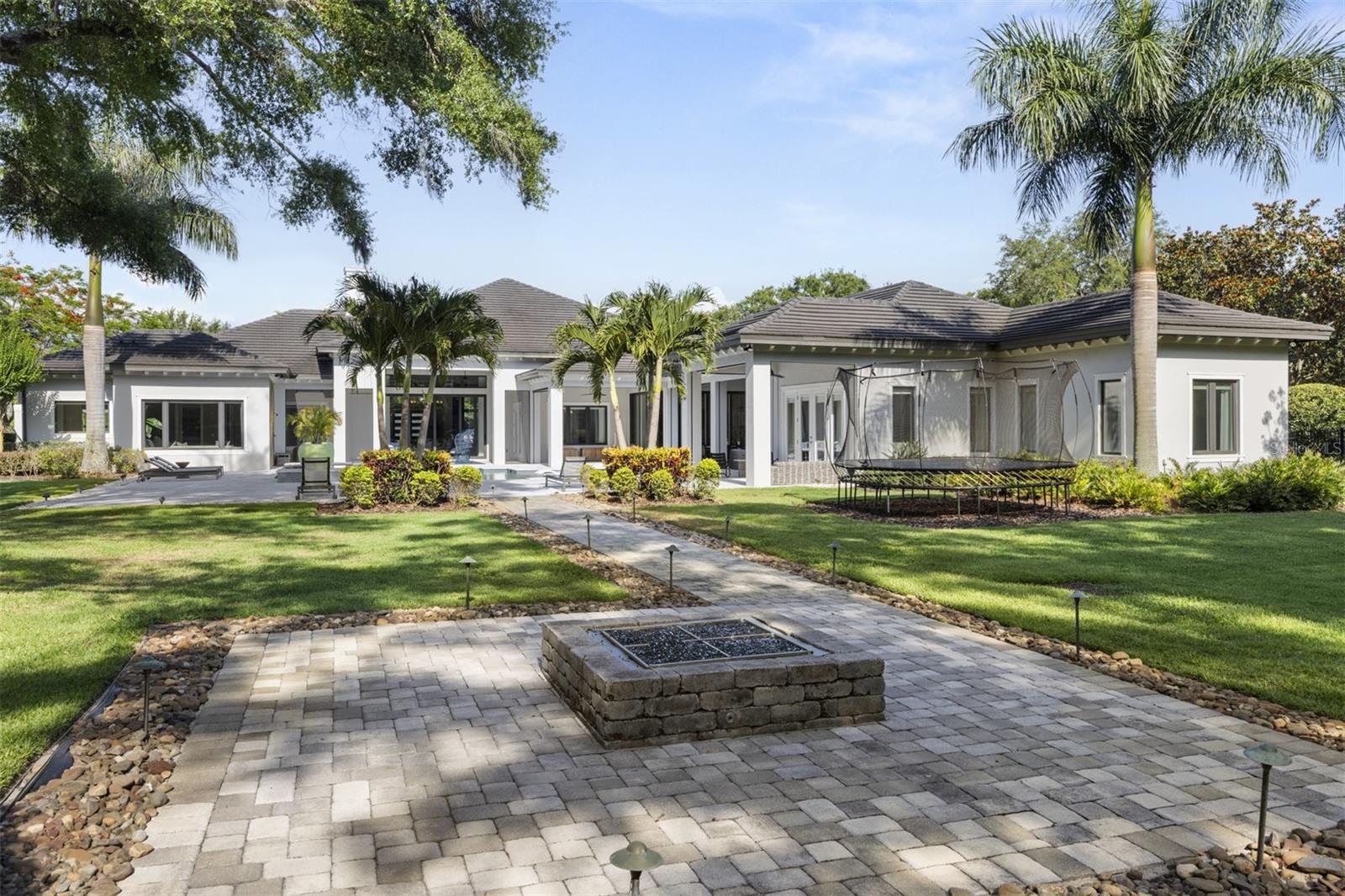 3428 Chaine Du Lac Blvd