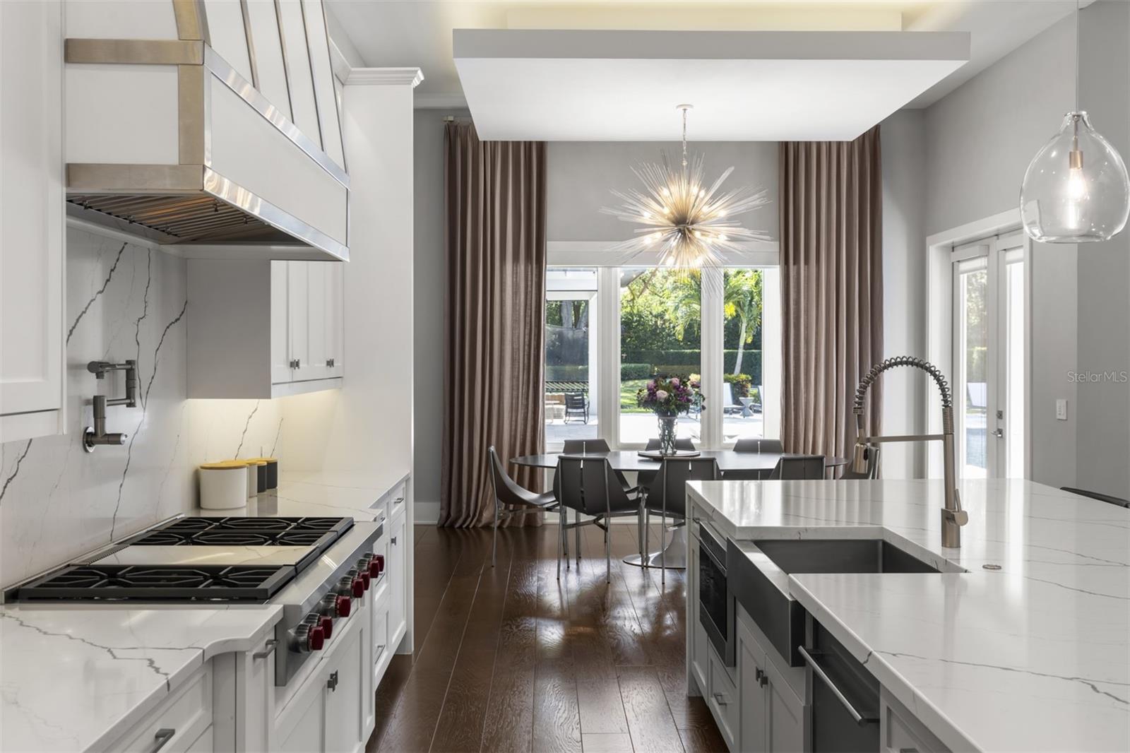 3428 Chaine Du Lac Blvd