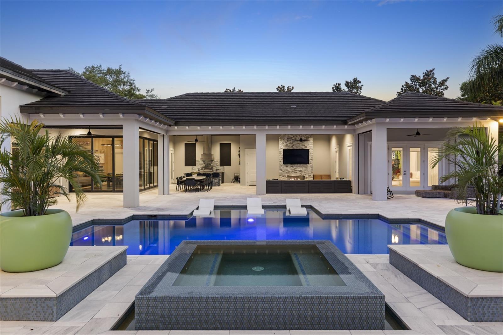 3428 Chaine Du Lac Blvd