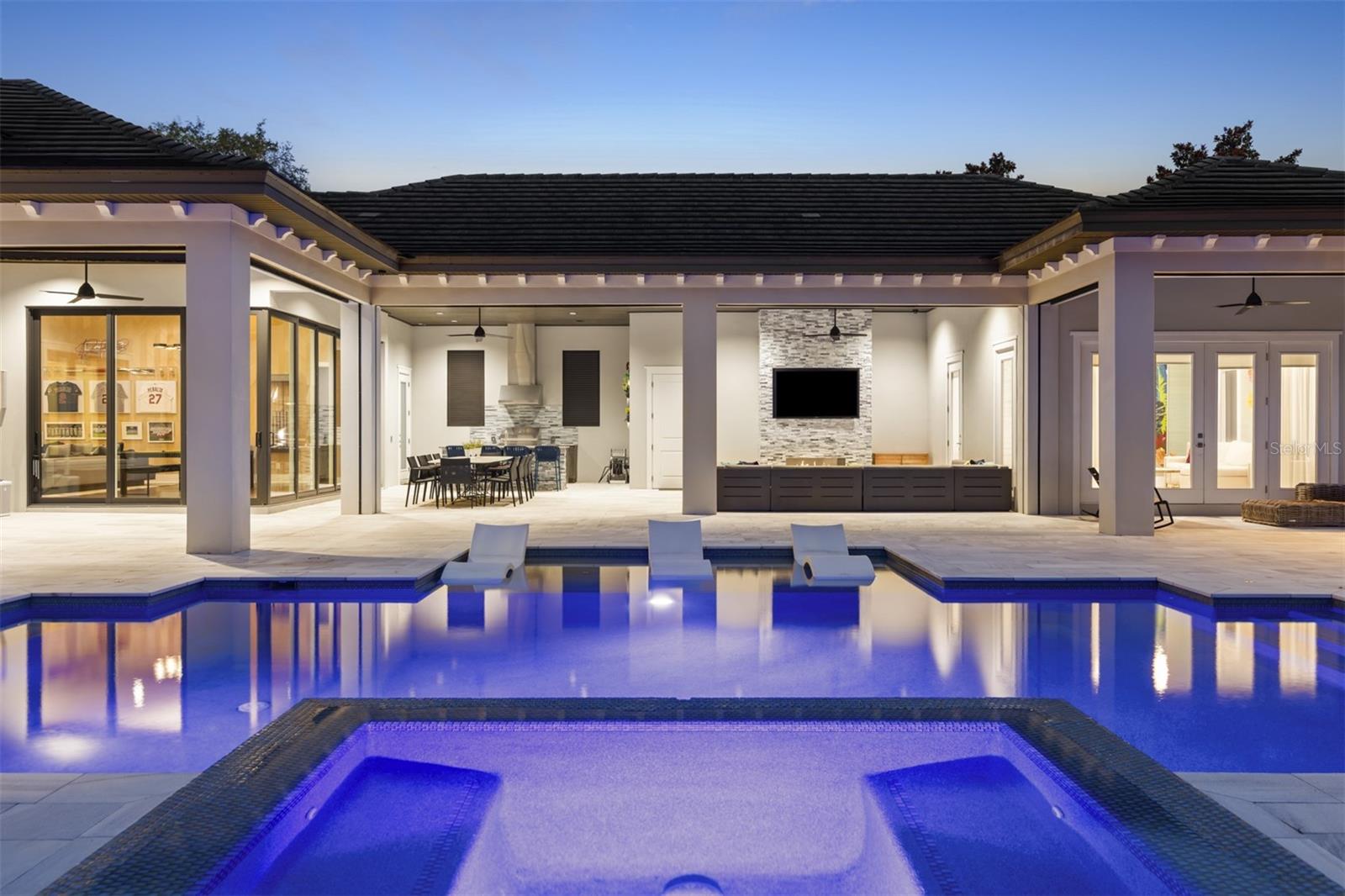 3428 Chaine Du Lac Blvd