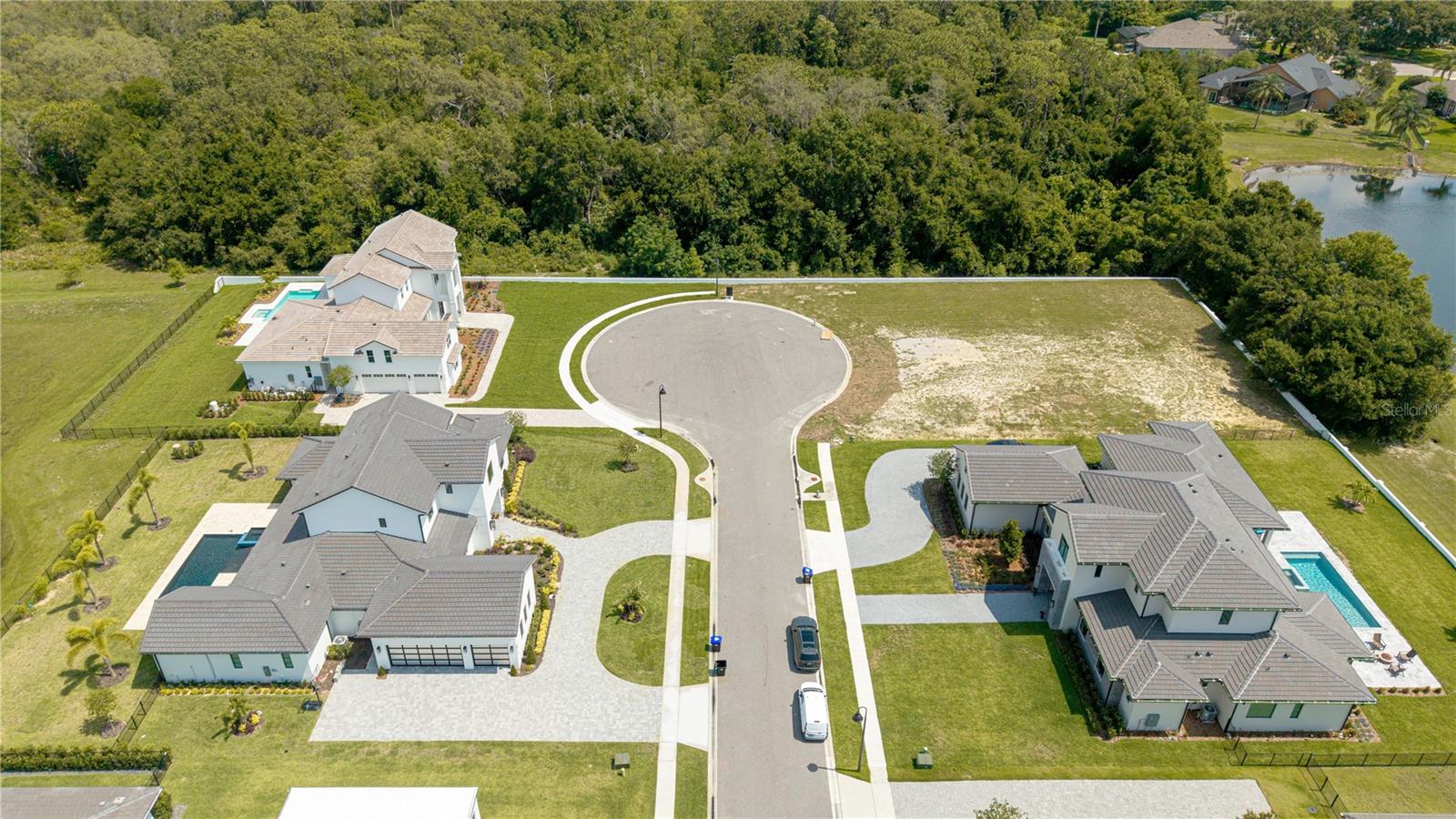 2504 Windermere Reserve Ct