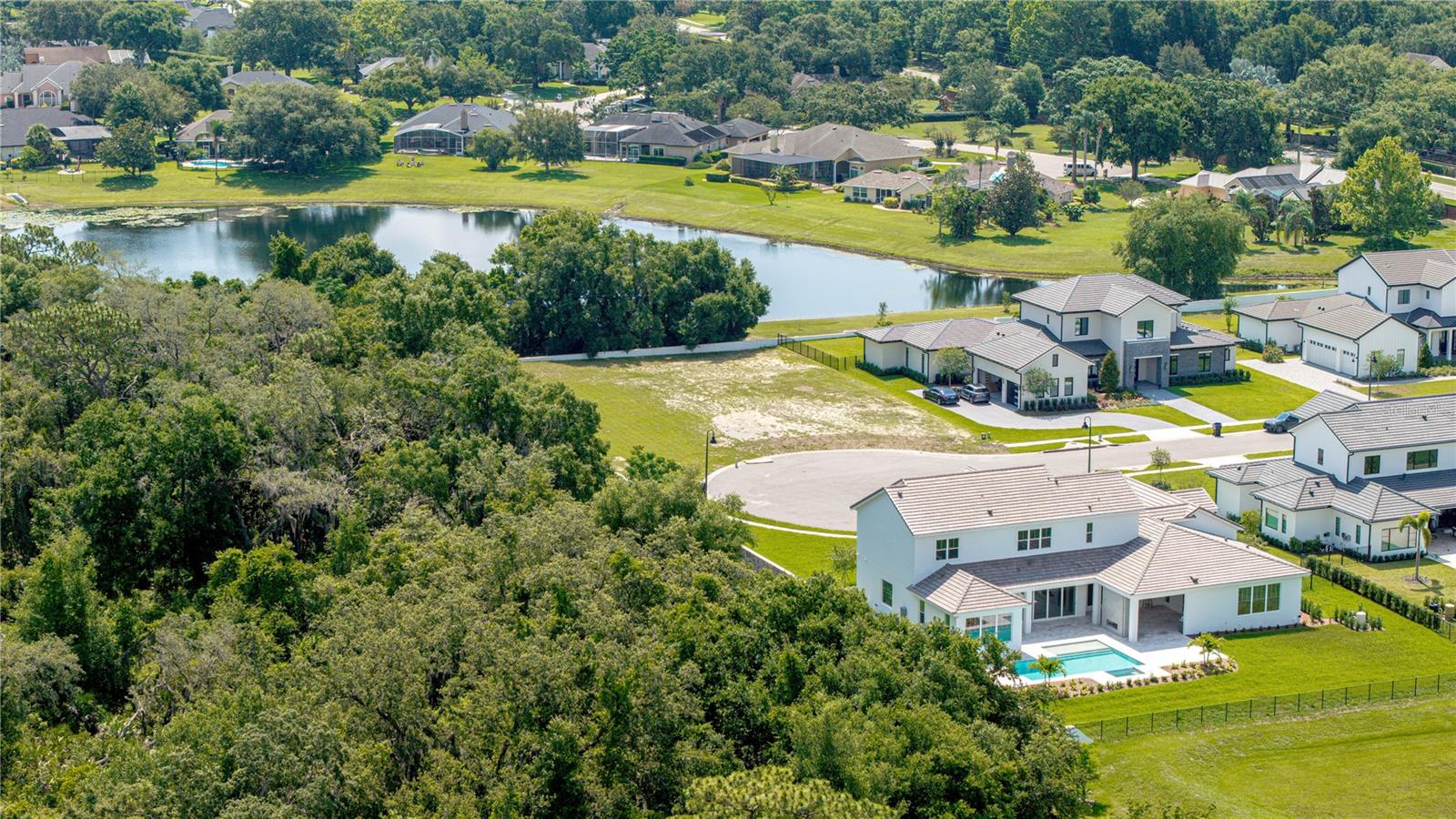 2504 Windermere Reserve Ct